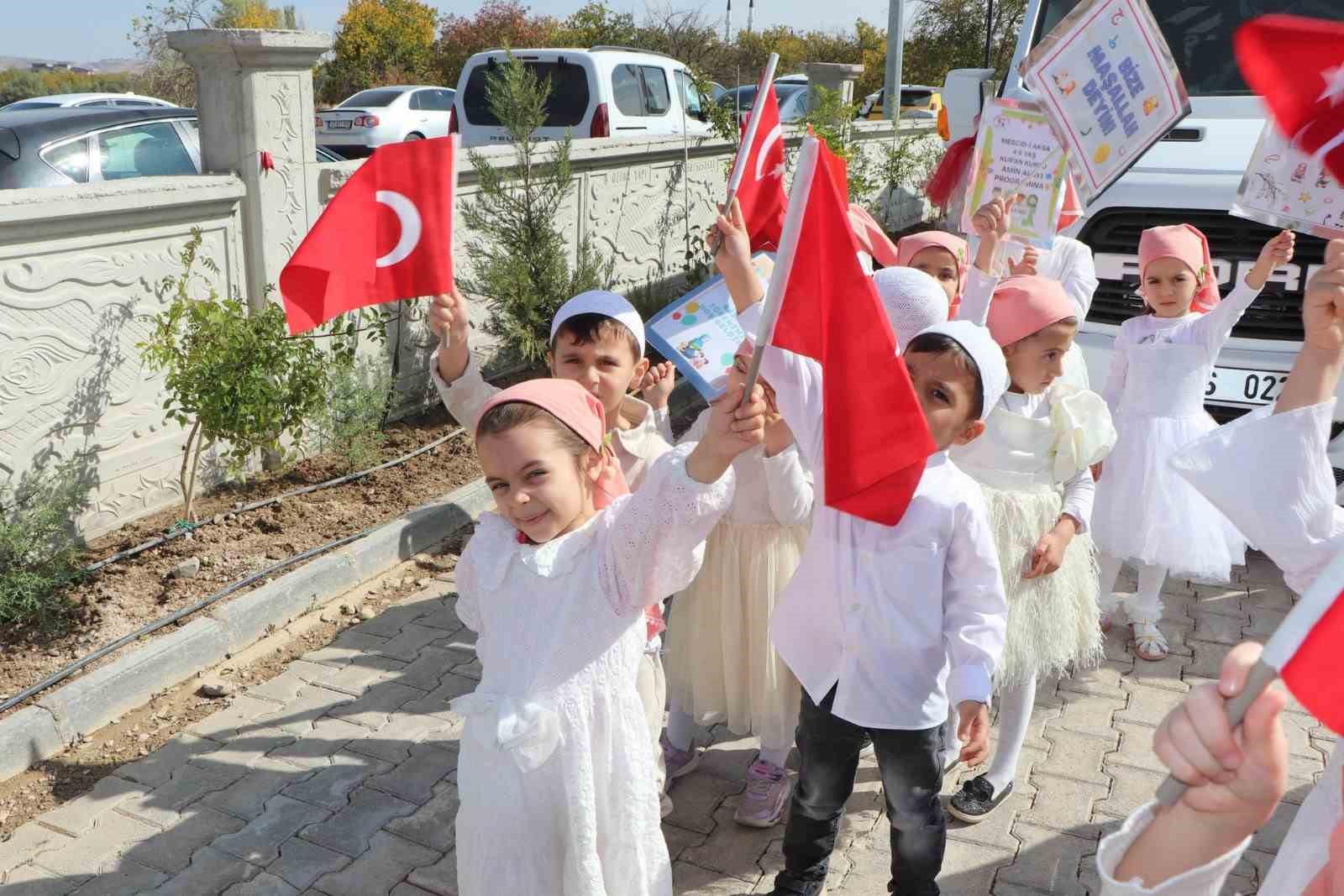 Elazığ&rsquo;da Bed-i Besmele T&ouml;reni d&uuml;zenlendi
