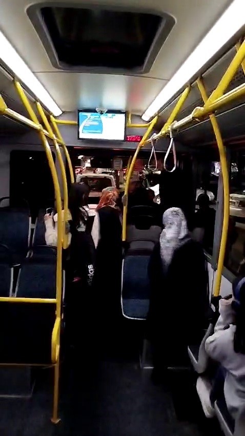 Şehit babasına hakaret eden otob&uuml;s şof&ouml;r&uuml;n&uuml;n iş akdi feshedildi
