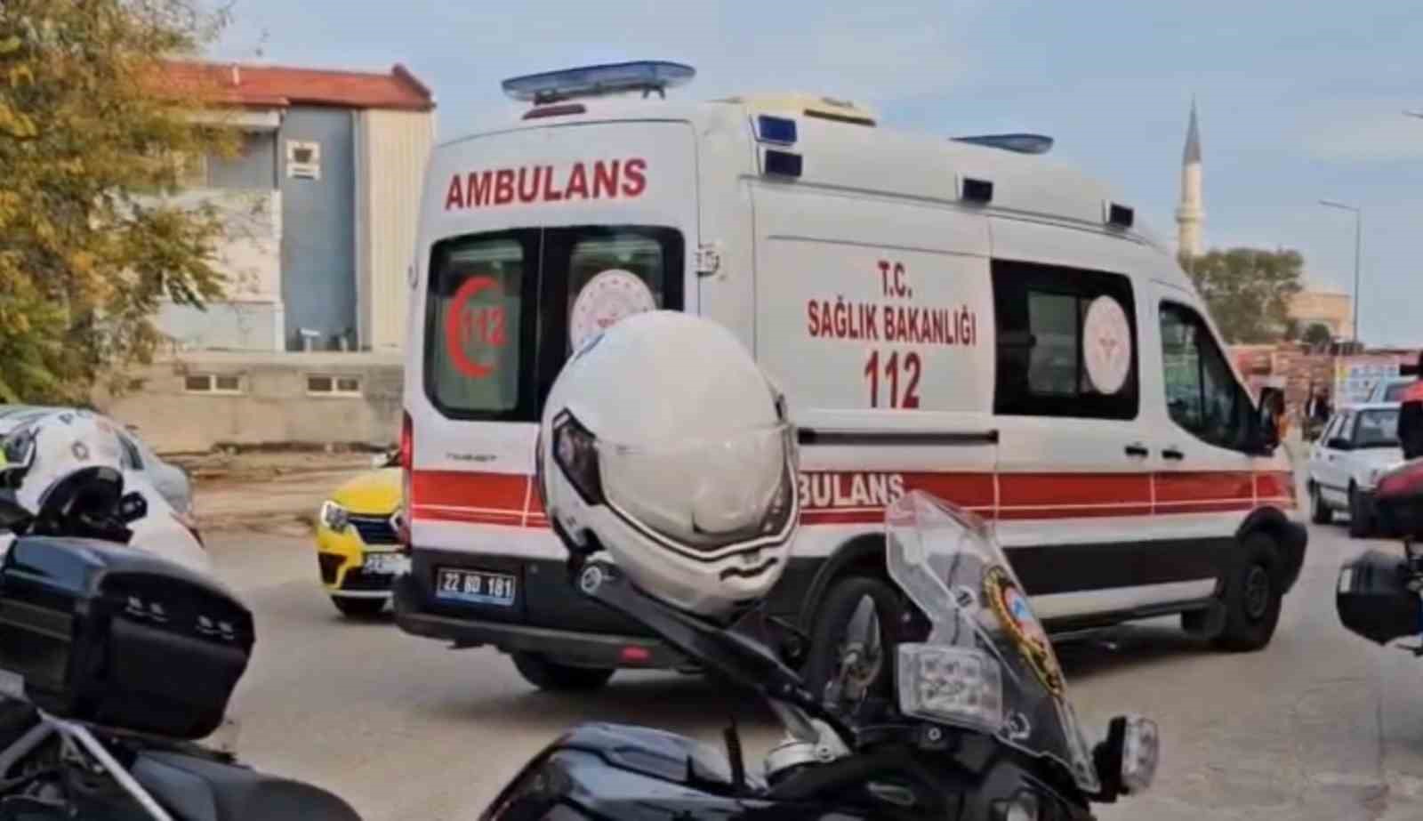 Edirne’de feci kaza: Otomobilin altında kalan yaşlı adam yaşamını yitirdi