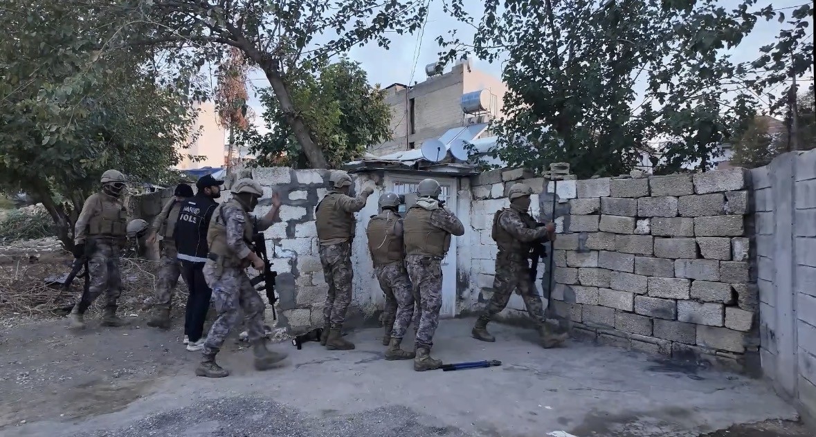 Adıyaman’da uyuşturucu operasyonunda 4 tutuklama