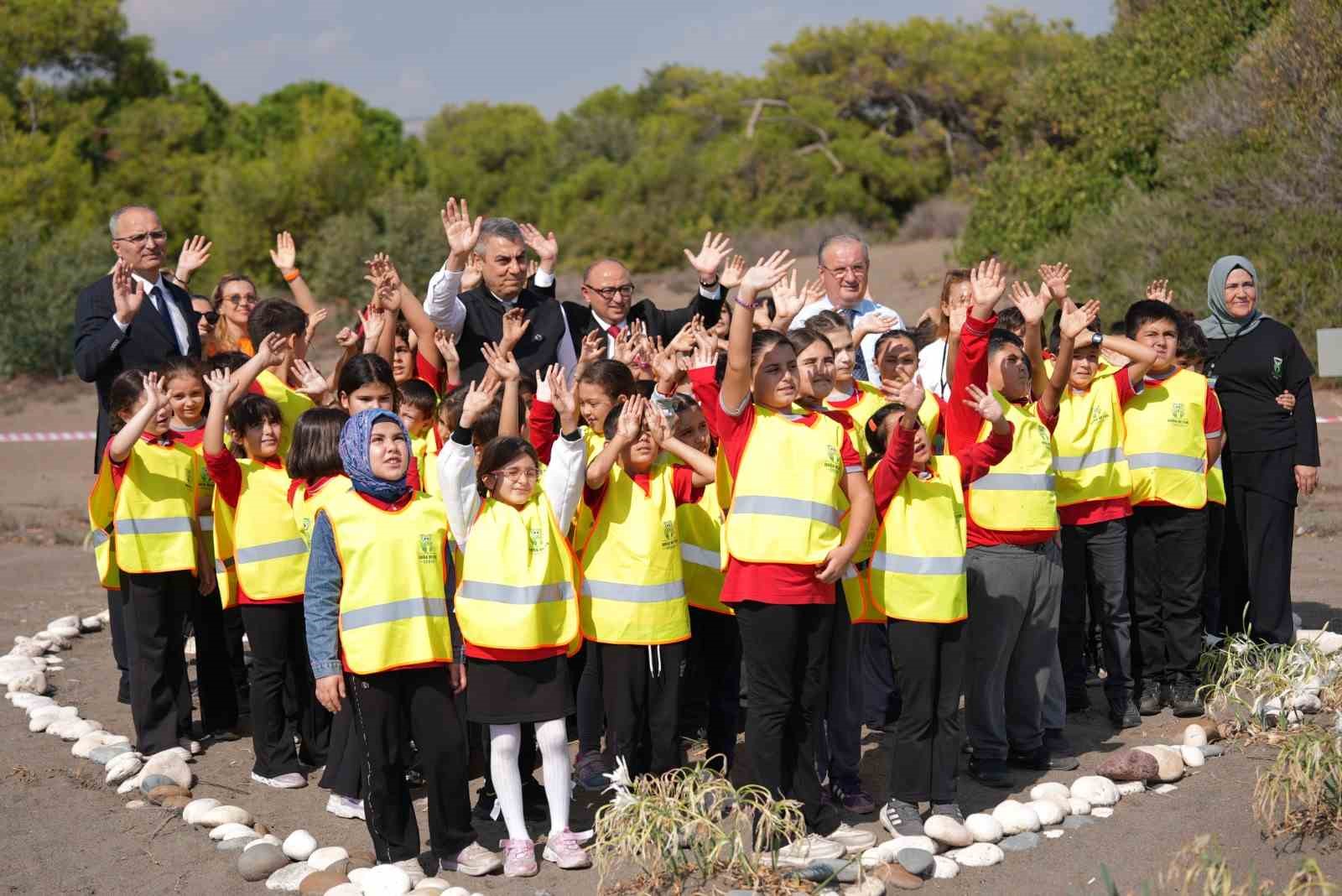 Cezası 2 milyon 800 bin TL’ye kadar çıkıyor: Akdeniz’in güzelliği kum zambakları koruma altına alındı
