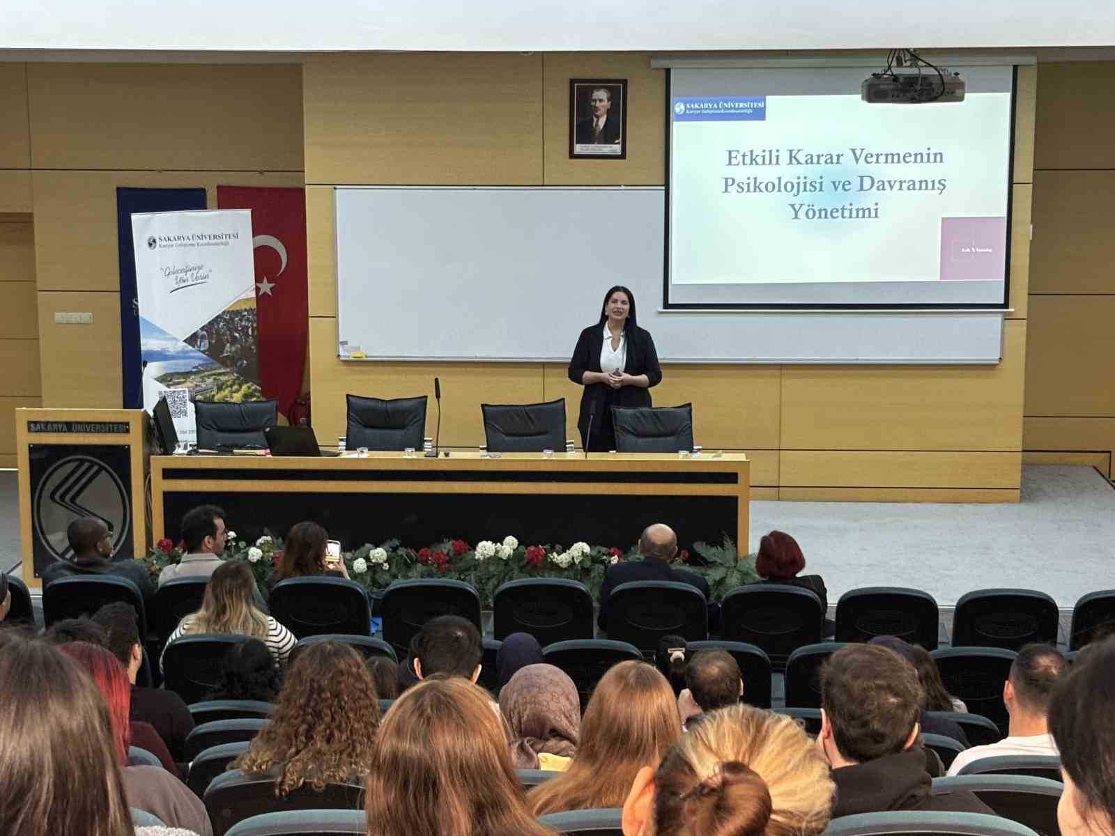 SA&Uuml;&rsquo;de iş ve akademi d&uuml;nyası bir araya geldi
