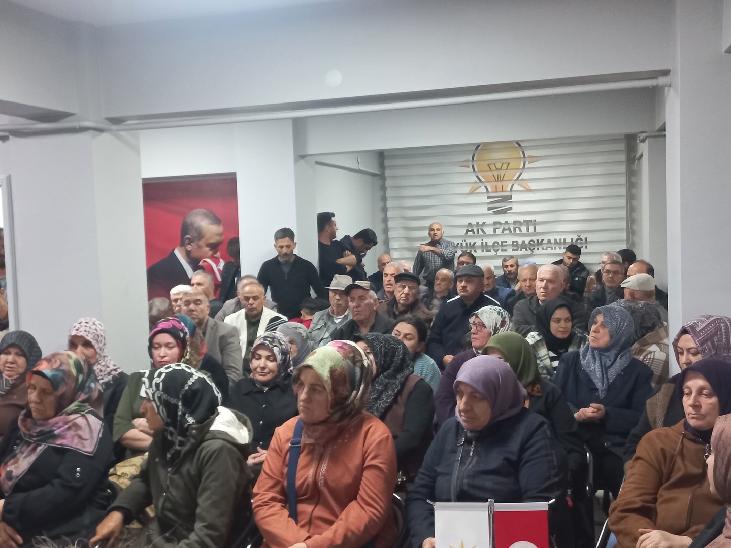 Başkan Yıldırım Boz&uuml;y&uuml;k&rsquo;te teşkilatla bir araya geldi
