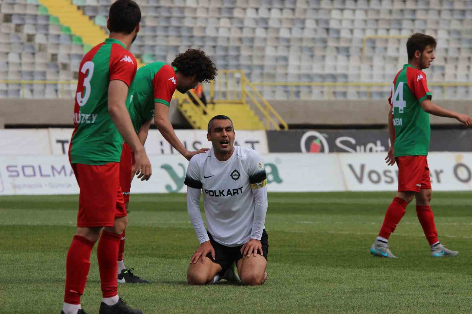 Altay - Karşıyaka derbisinin biletleri satışa çıktı
