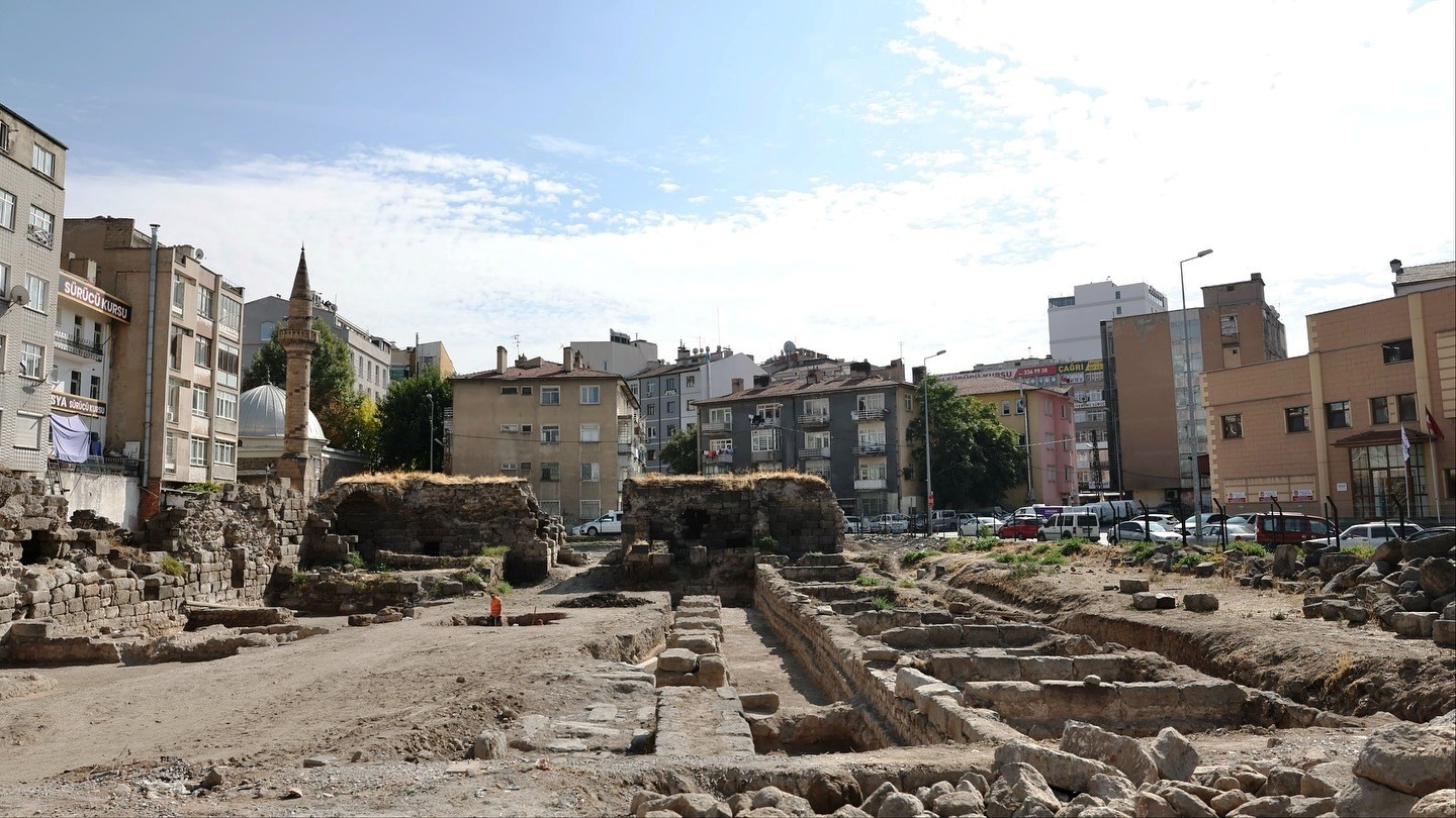 Başkan Çolakbayrakdar: "Kayseri’mizin kültür hafızasını yeniden canlandıracağız"