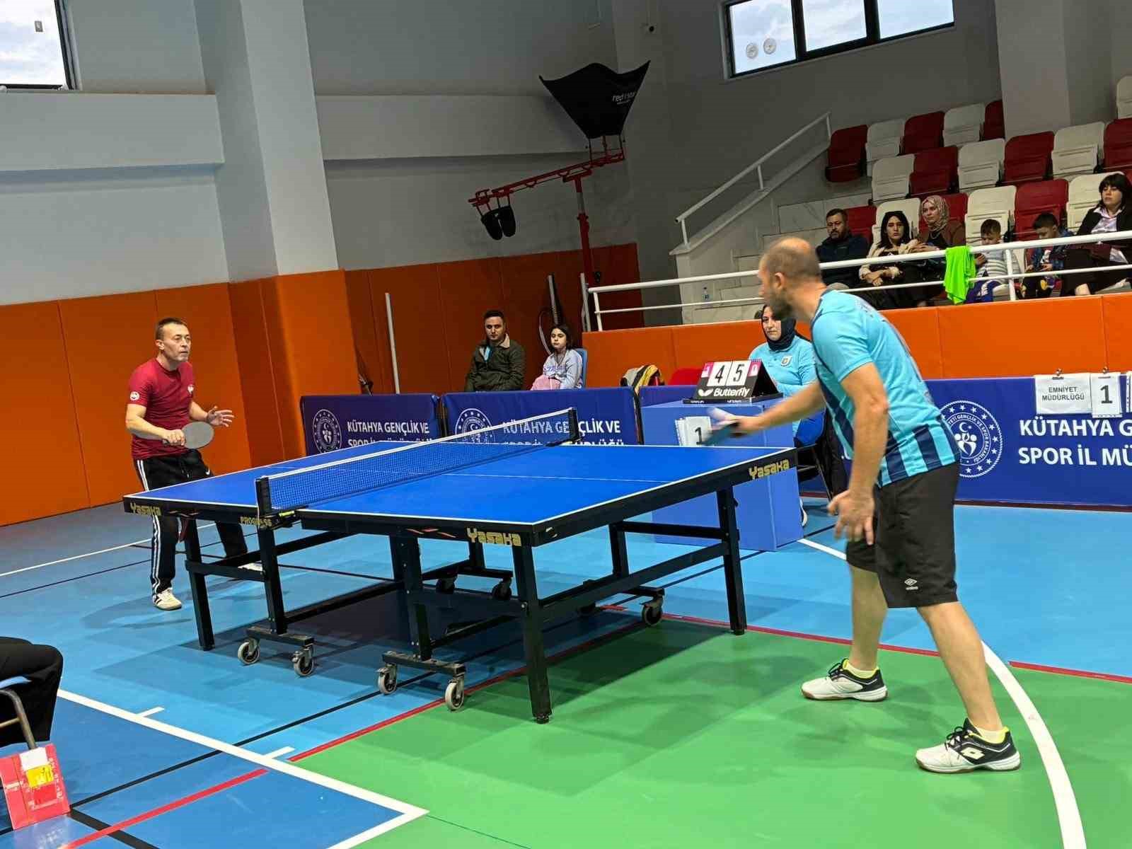 Kütahya’da masa tenisi heyecanı