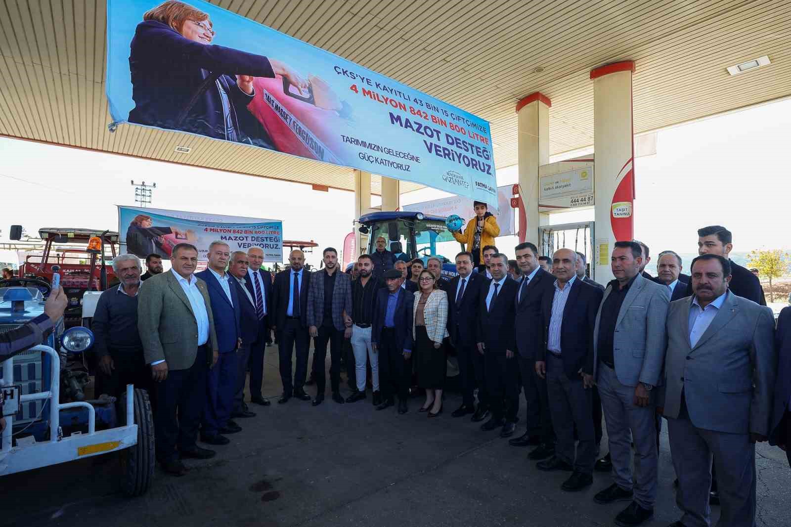 Gaziantep B&uuml;y&uuml;kşehir&rsquo;den &ccedil;ift&ccedil;iye 18 milyon 392 bin 300 litre mazot desteği

