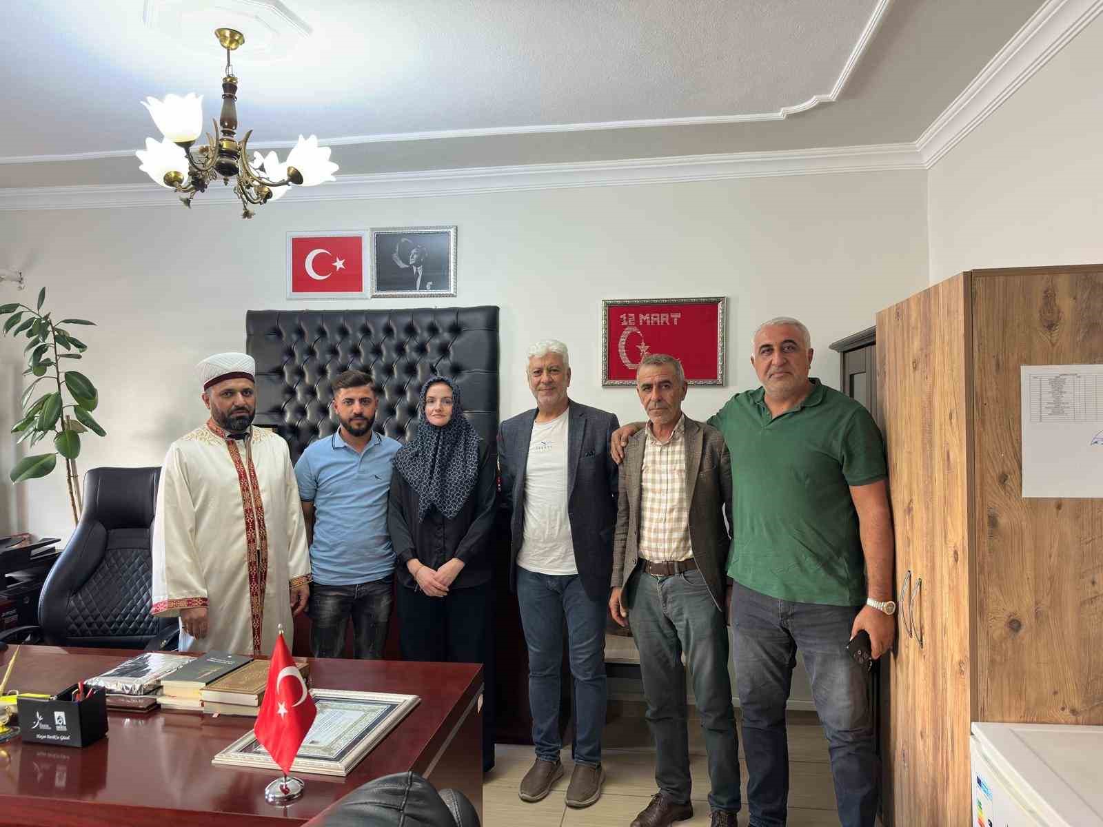 Kuzey İrlandalı Shaun-lee Jennings, Mardin’de Müslüman olup Melek ismini aldı