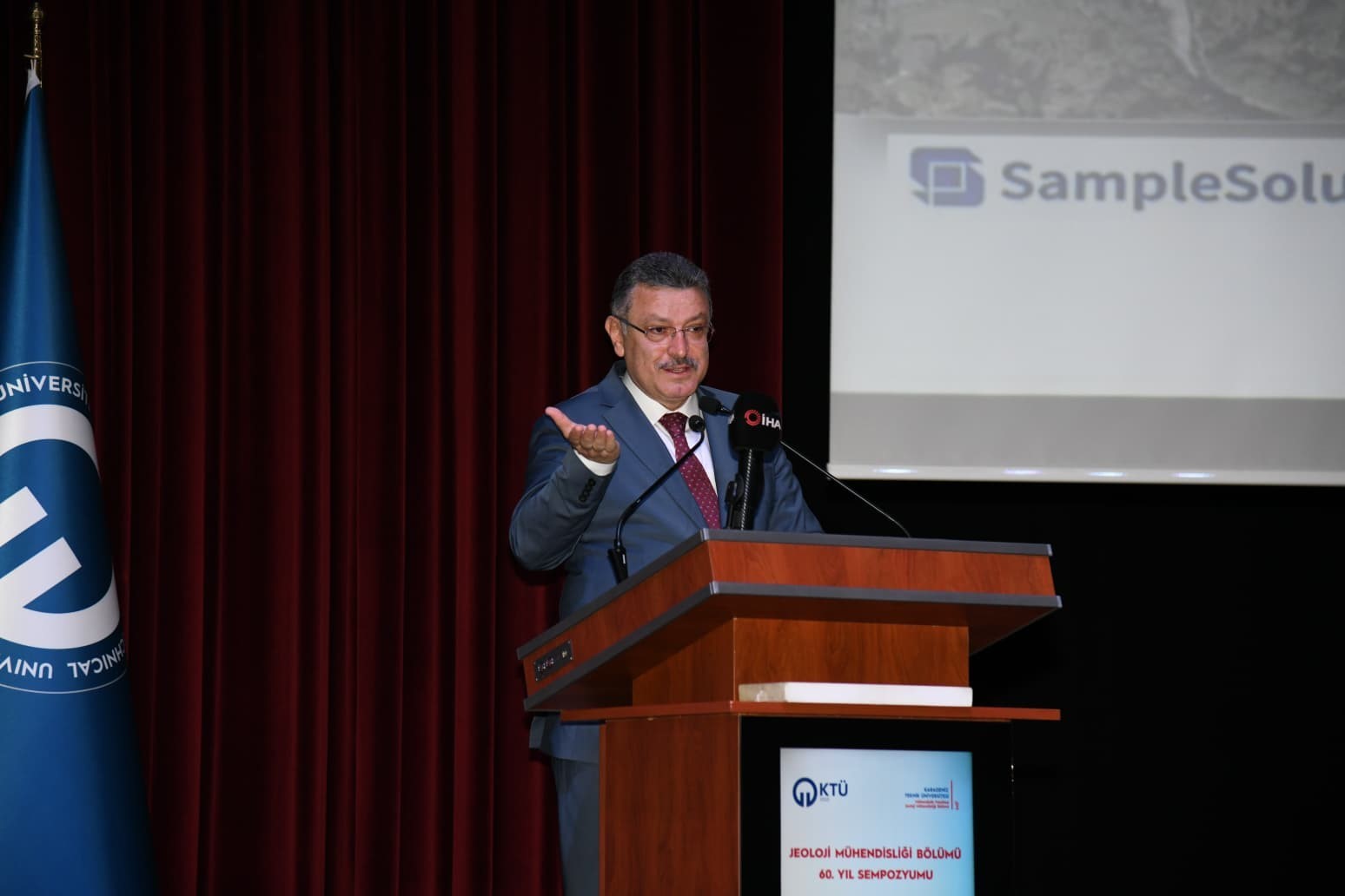 "Doğu Karadeniz B&ouml;lgesi Maden Potansiyeli ve Doğa Kaynaklı Afetlerle M&uuml;cadele" sempozyumu başladı
