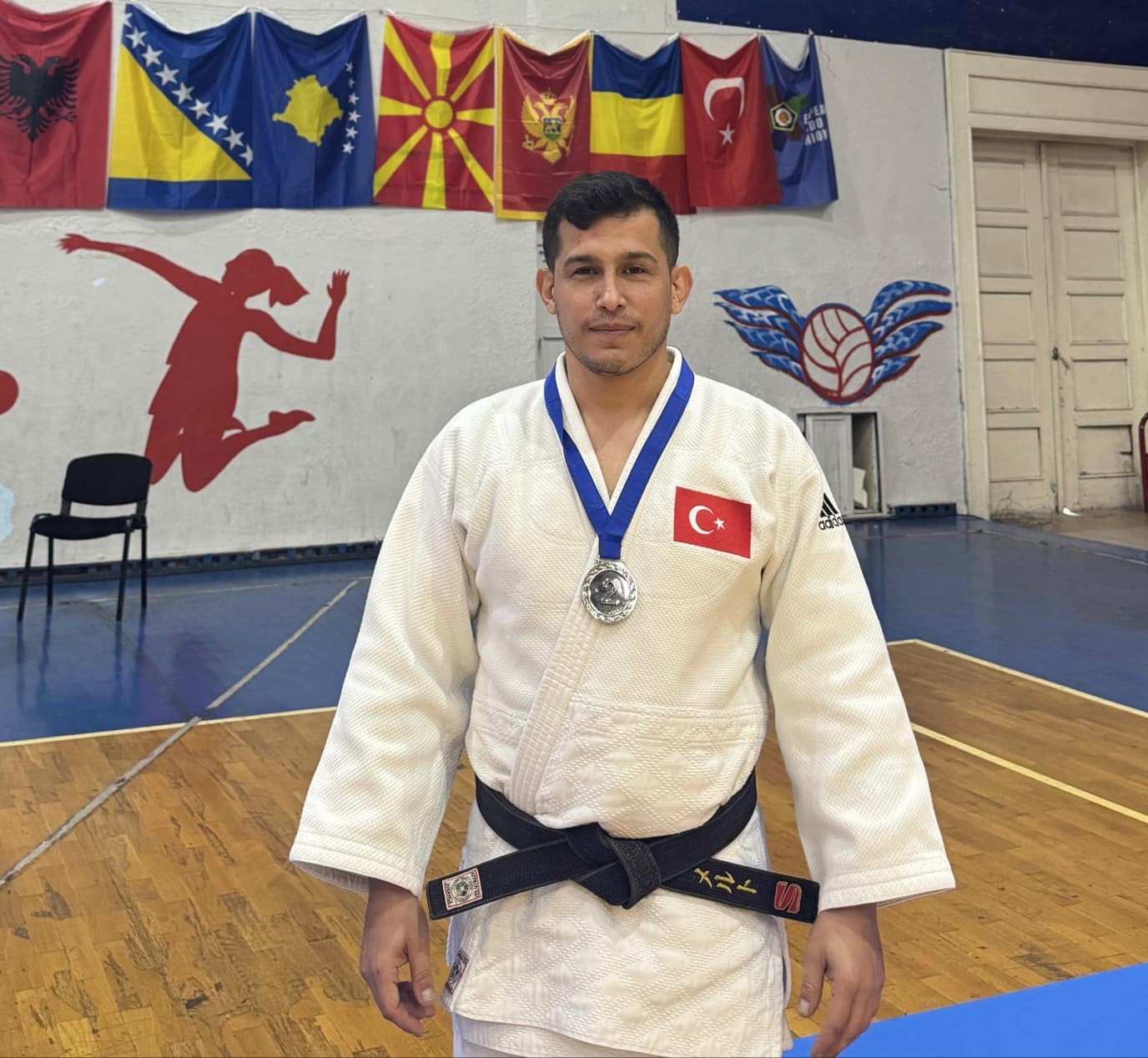 Yunusemreli veteran judocudan &ccedil;ifte madalya
