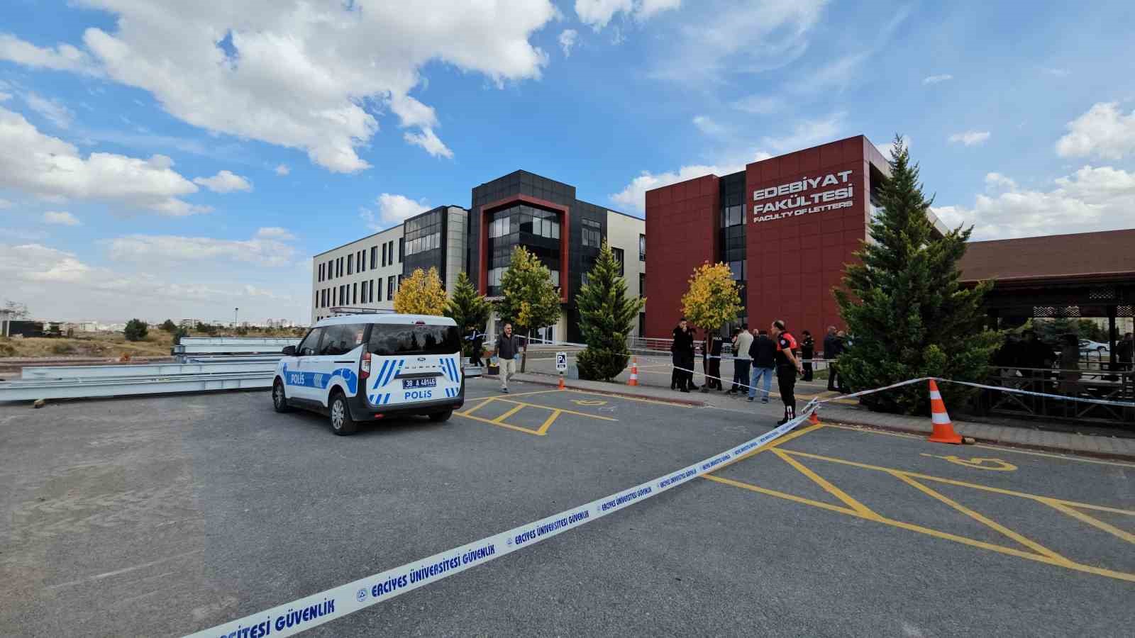 Polisin dikkati, katili yakalattı
