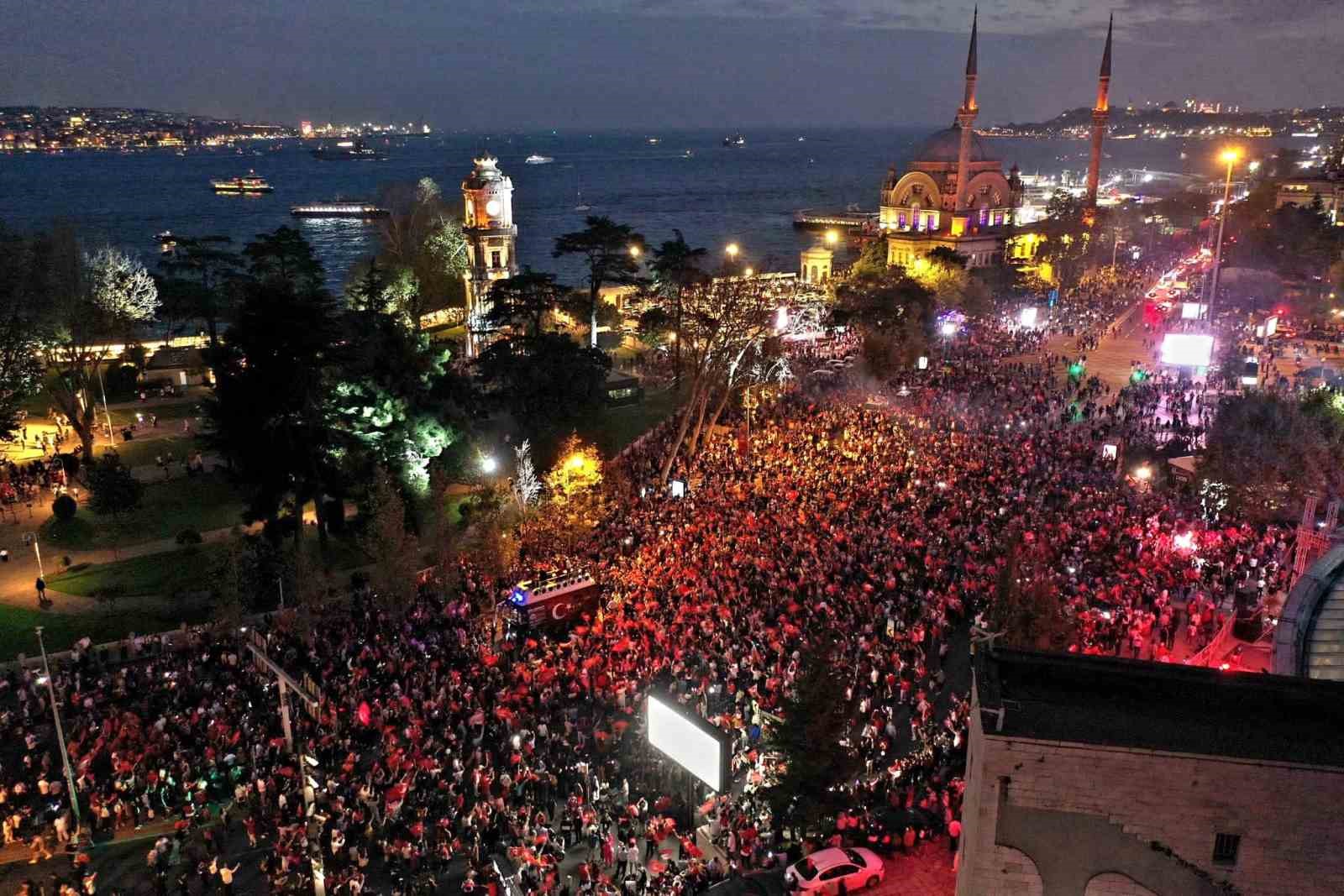 29 Ekim coşkusu Beşiktaş’ta yaşanacak