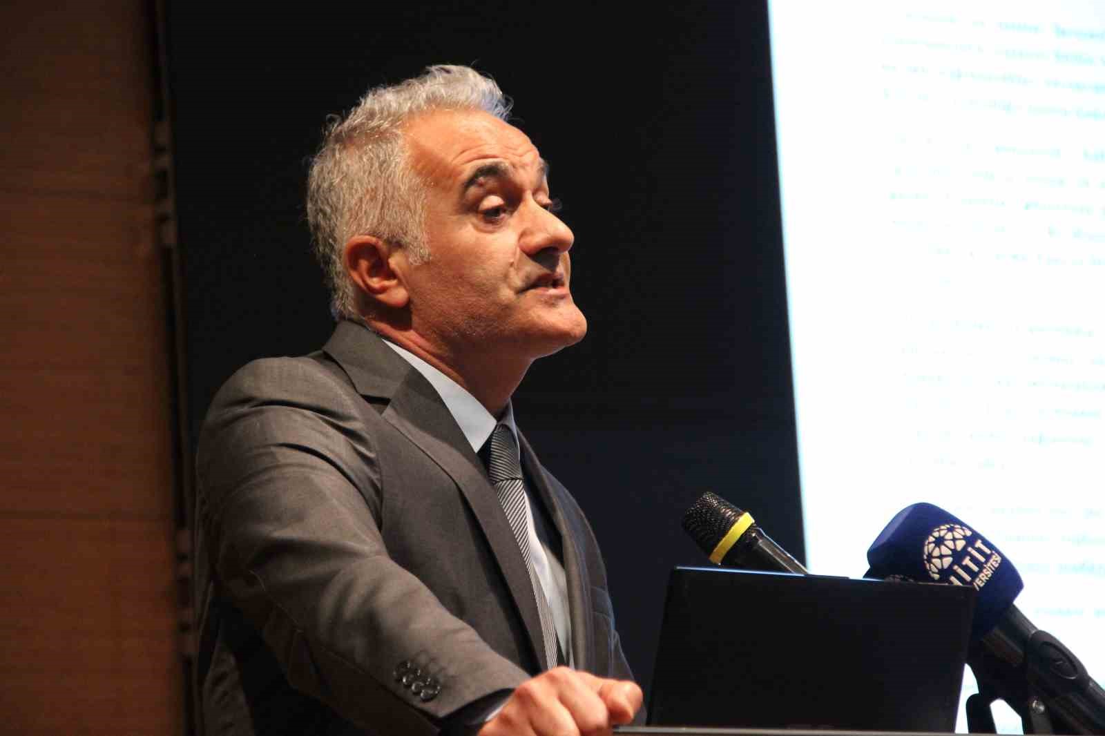 Hitit Üniversitesi’nde Osmanlı’nın idari tarihine ışık tutuldu