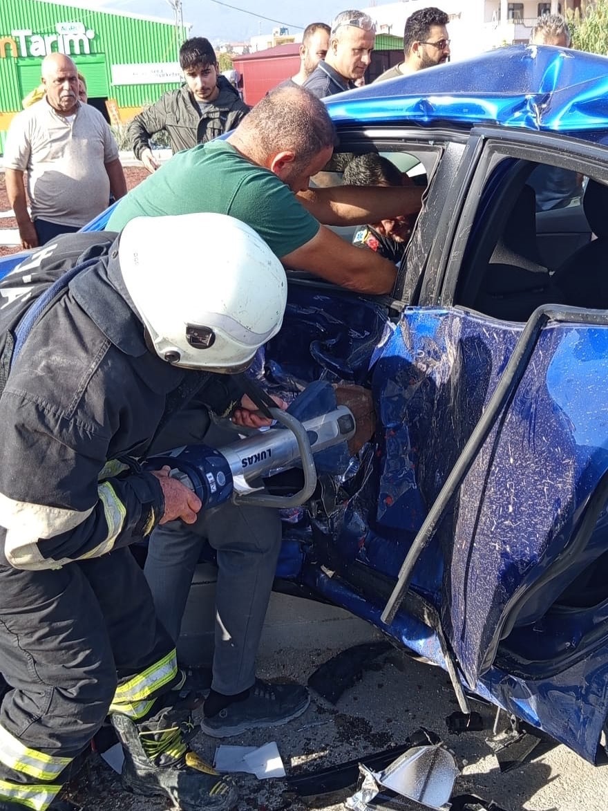 Samandağ’da trafik kazası: 5 yaralı