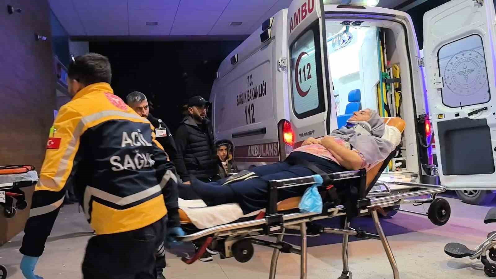 Otobüsün çarptığı adam ağır yaralandı
