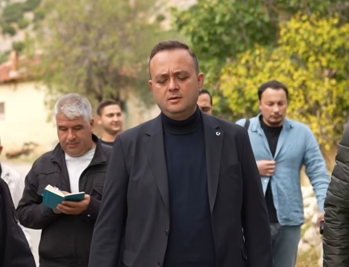 Başkan Dere; "Çivril’imizin için çalışmalarımıza ara vermeden devam edeceğiz"