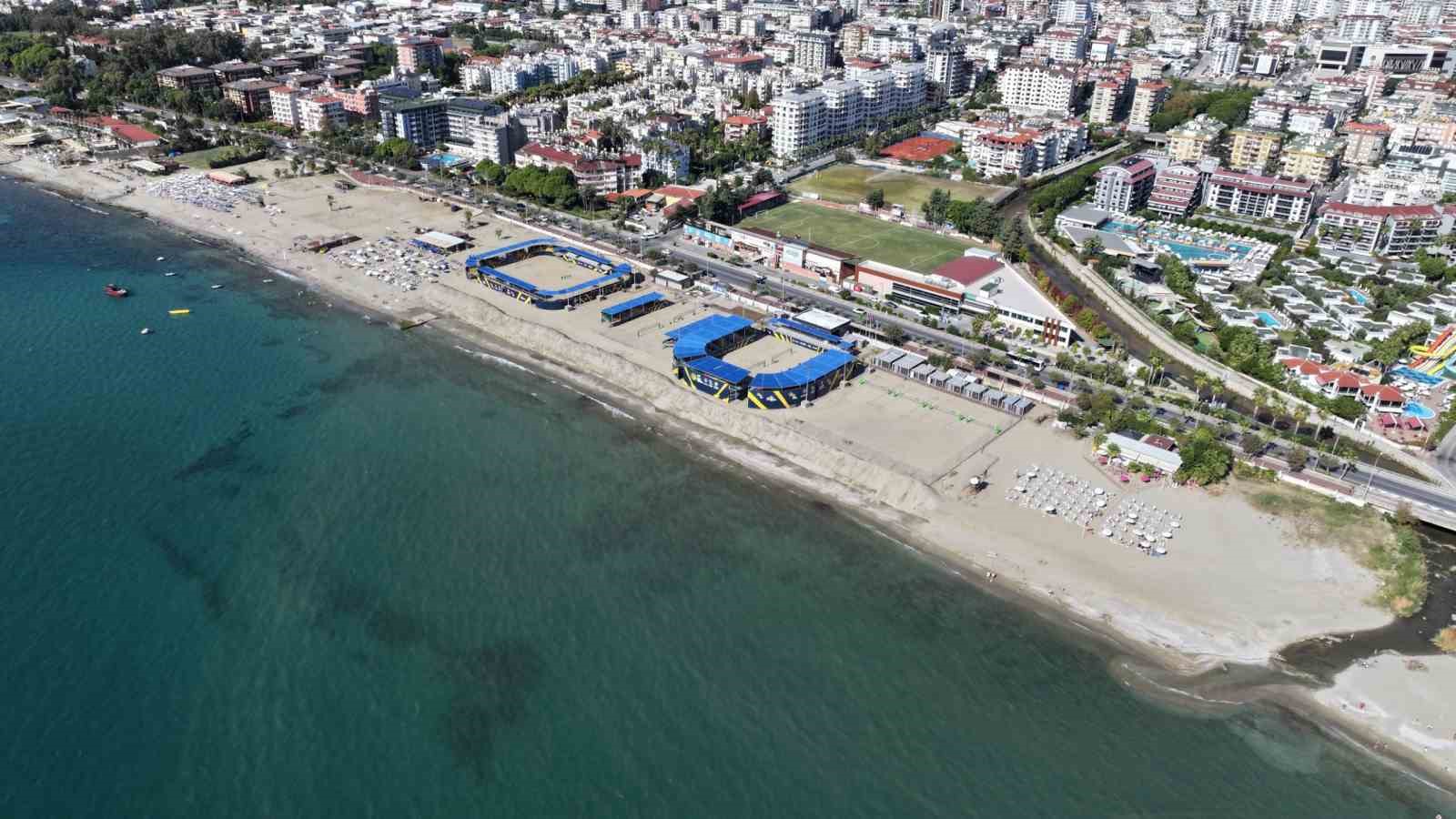 Alanya Belediyesi’nden ücretsiz plaj voleybolu etkinliği ve halk turnuvası