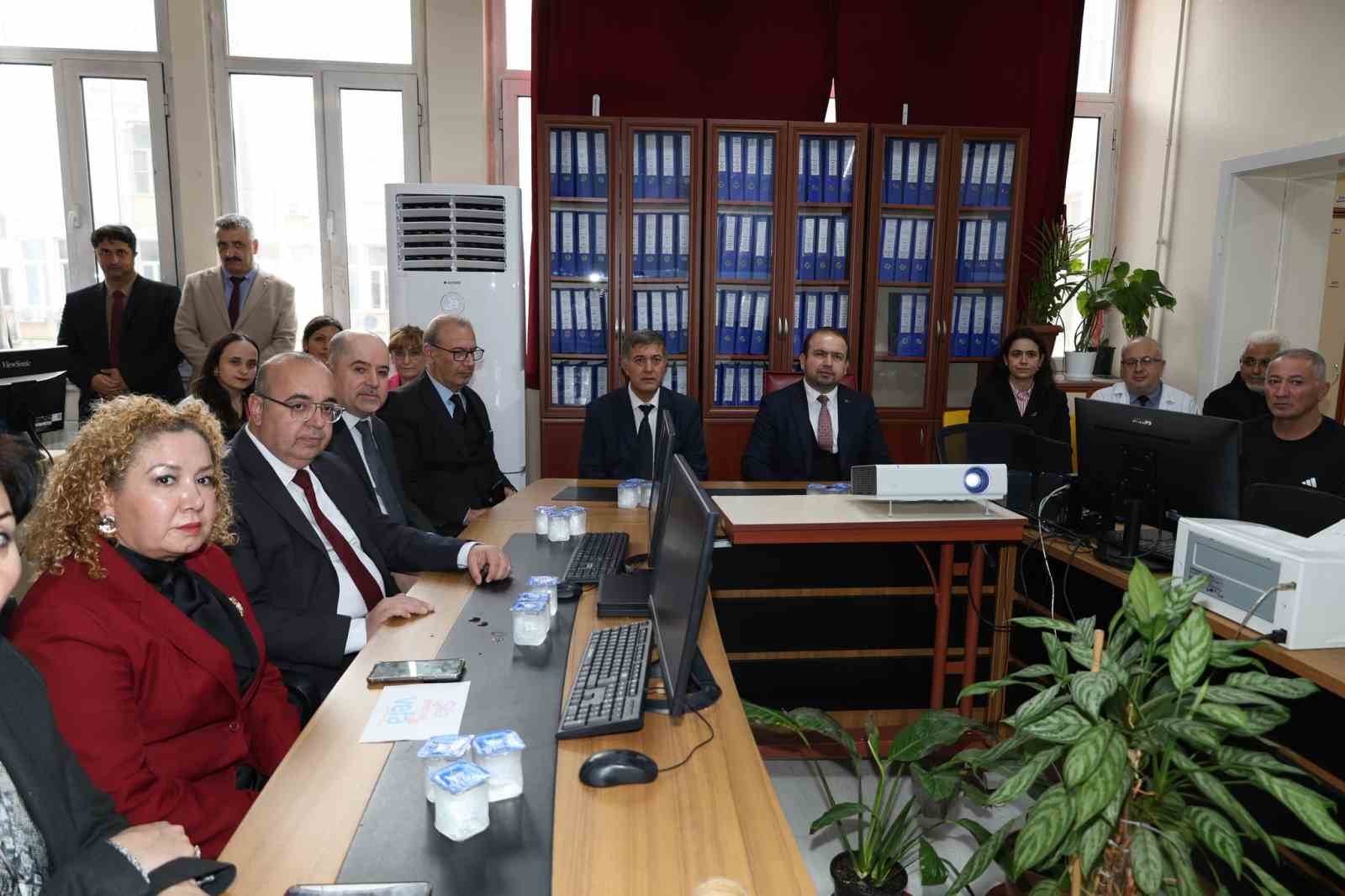 Aydın’da Evde Sağlık Hizmetleri Hemşireliği eğitim programı tamamlandı