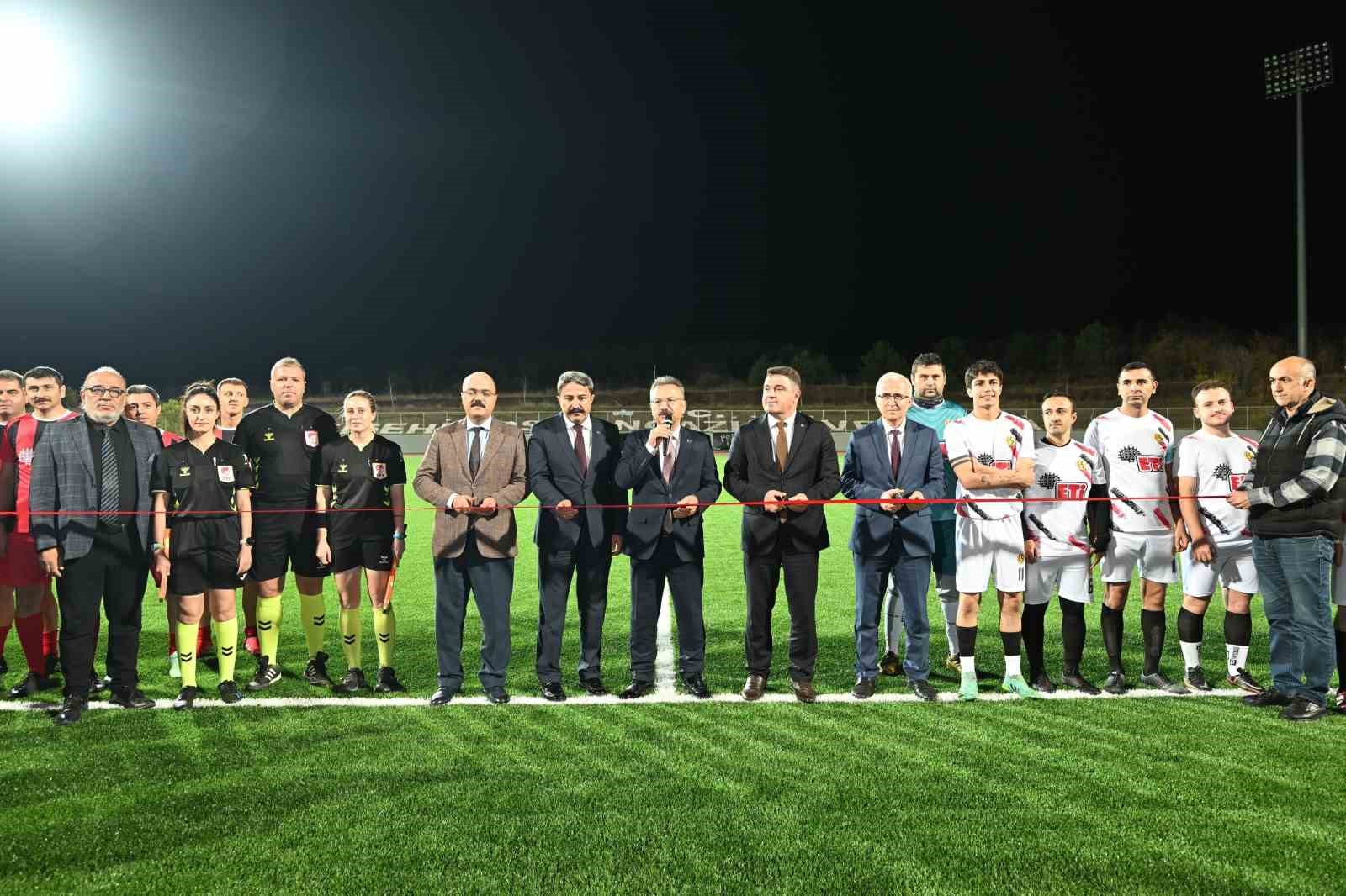 ESOGÜ Stadyumu’nun yenileme çalışmaları tamamlandı