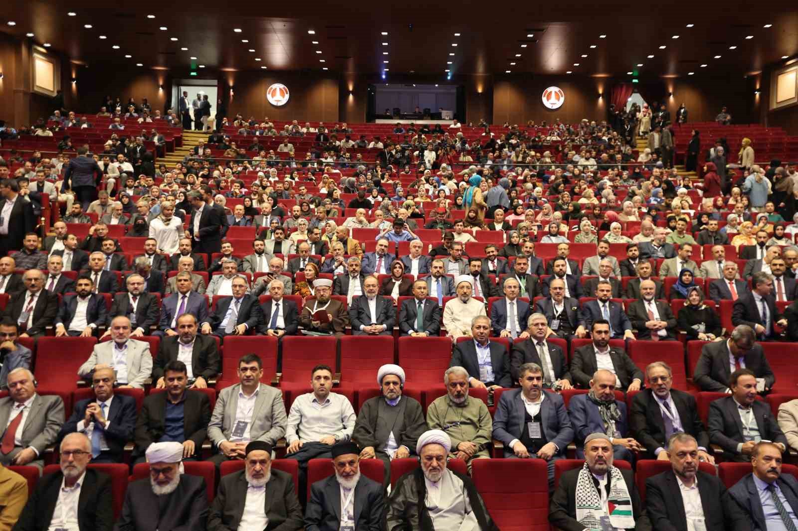 İslam dünyası 2 gün boyunca Gaziantep Forum II’ye odaklandı