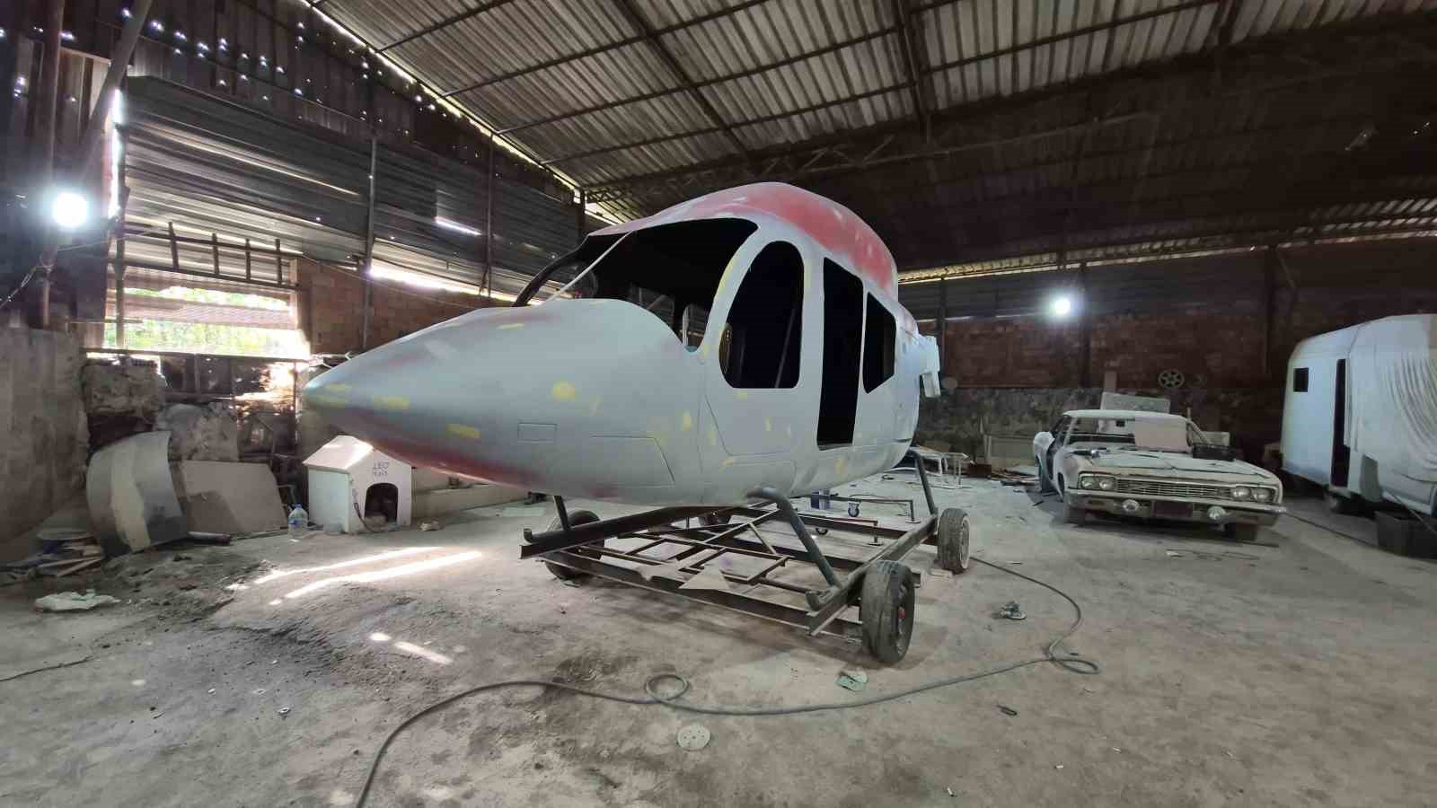 Otomobiller ve dev kasklarla başladı, şimdi fiberglas helikopter &uuml;retmeyi hedefliyor
