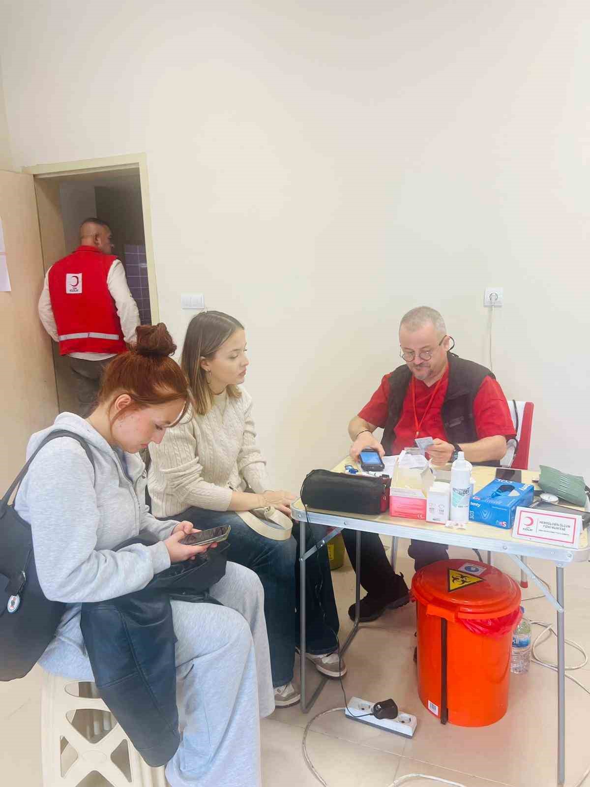 &Uuml;niversite &ouml;ğrencileri uyuşturucuya karşı bilin&ccedil;lendi
