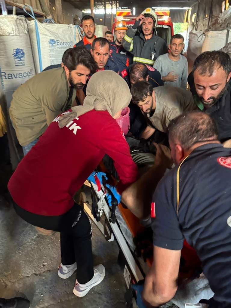 Batman’da geri dönüşüm tesisinde iş kazası: Bir kişi helezona sıkıştı

