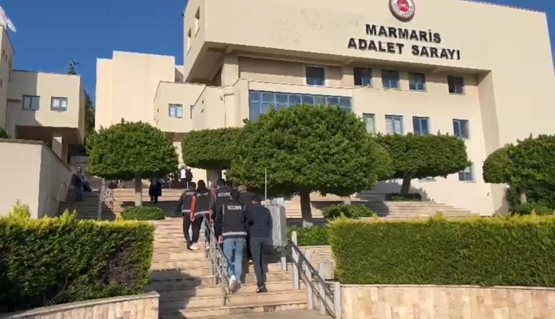 Marmaris’te örgütlü tefecilik operasyonu: 4 kişi tutuklandı