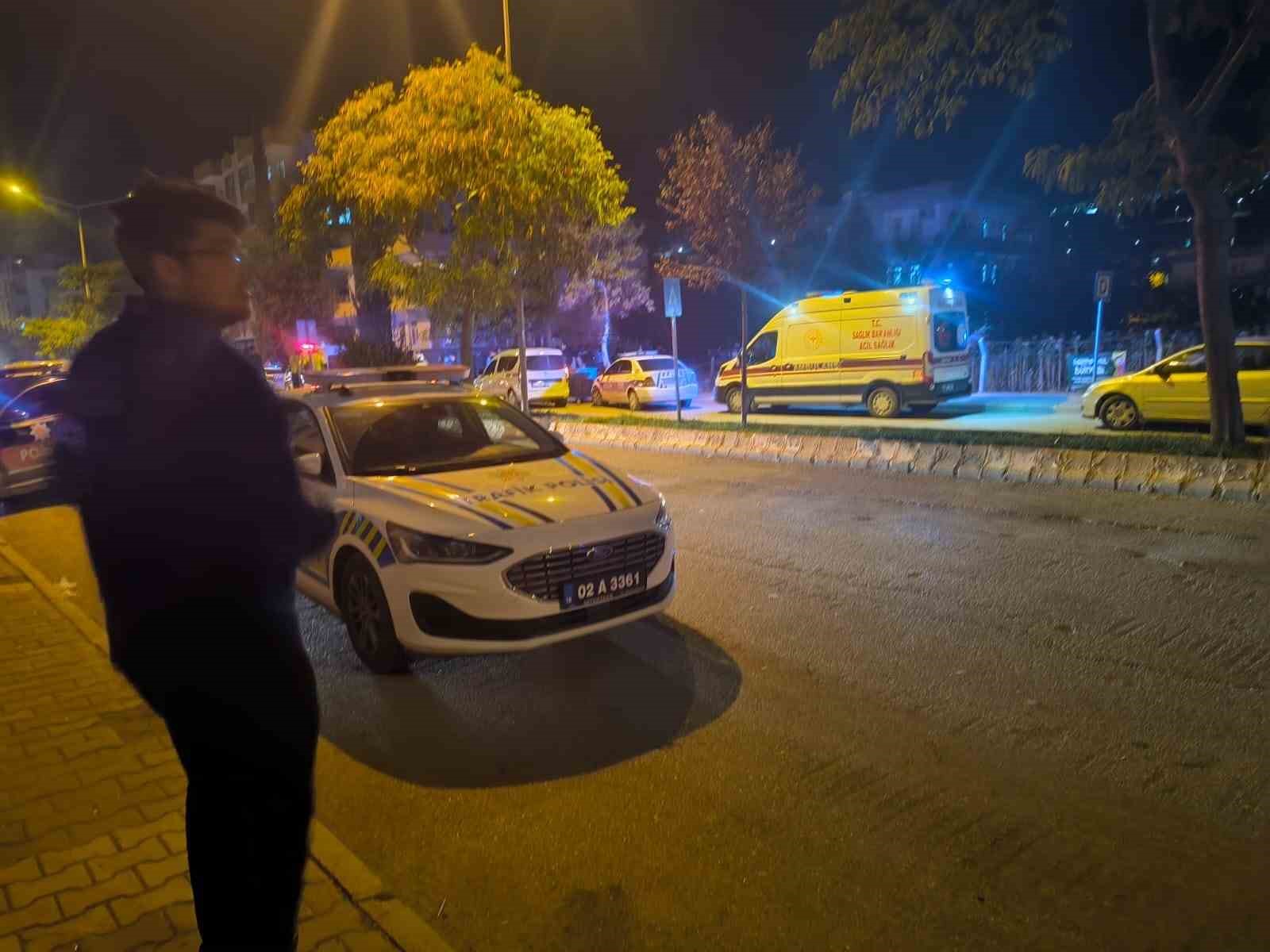 İki grup arasında silahlı kavga: 1’i polis, 4 yaralı