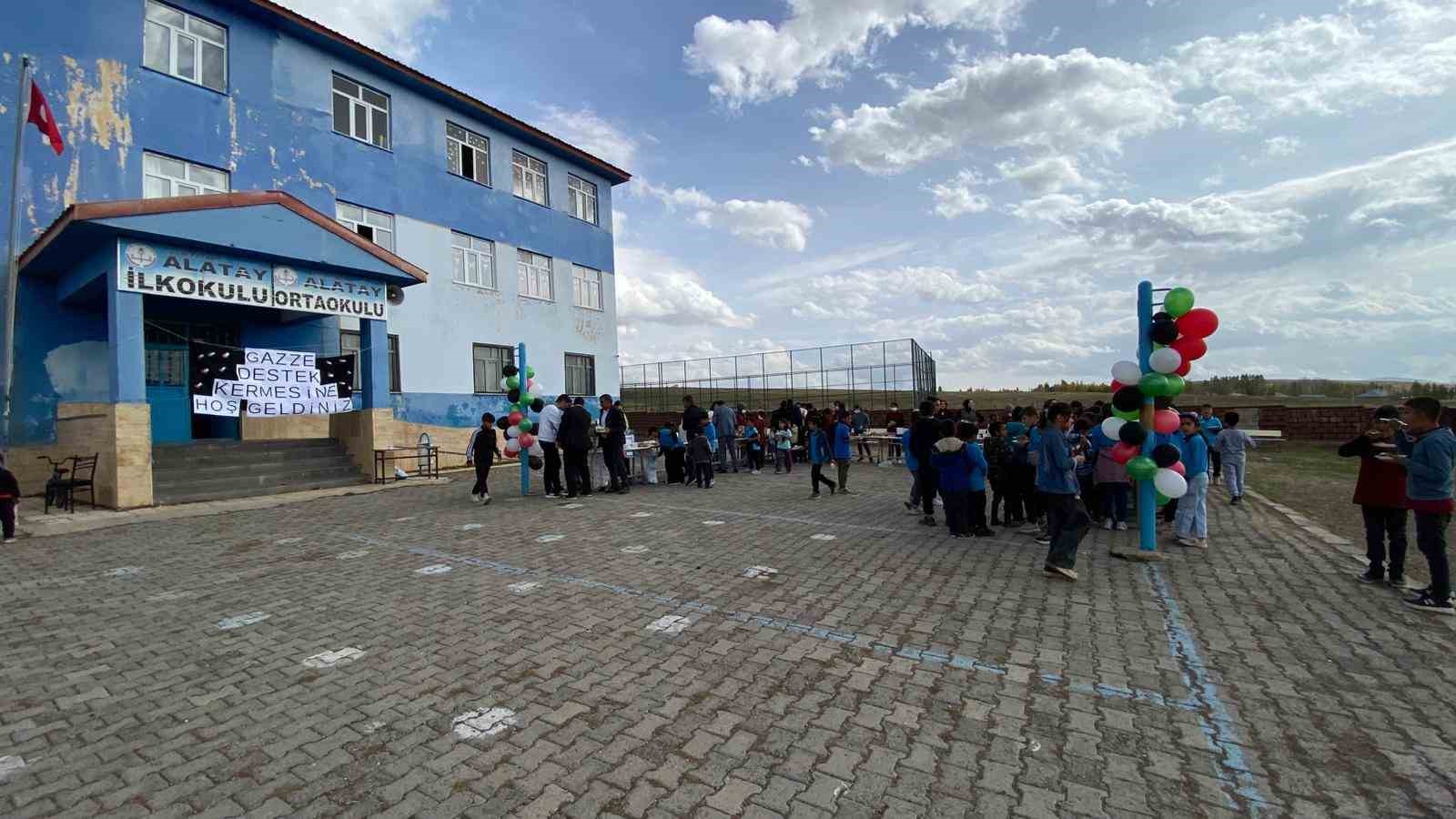 Öğrencilerinden Gazze’ye anlamlı destek