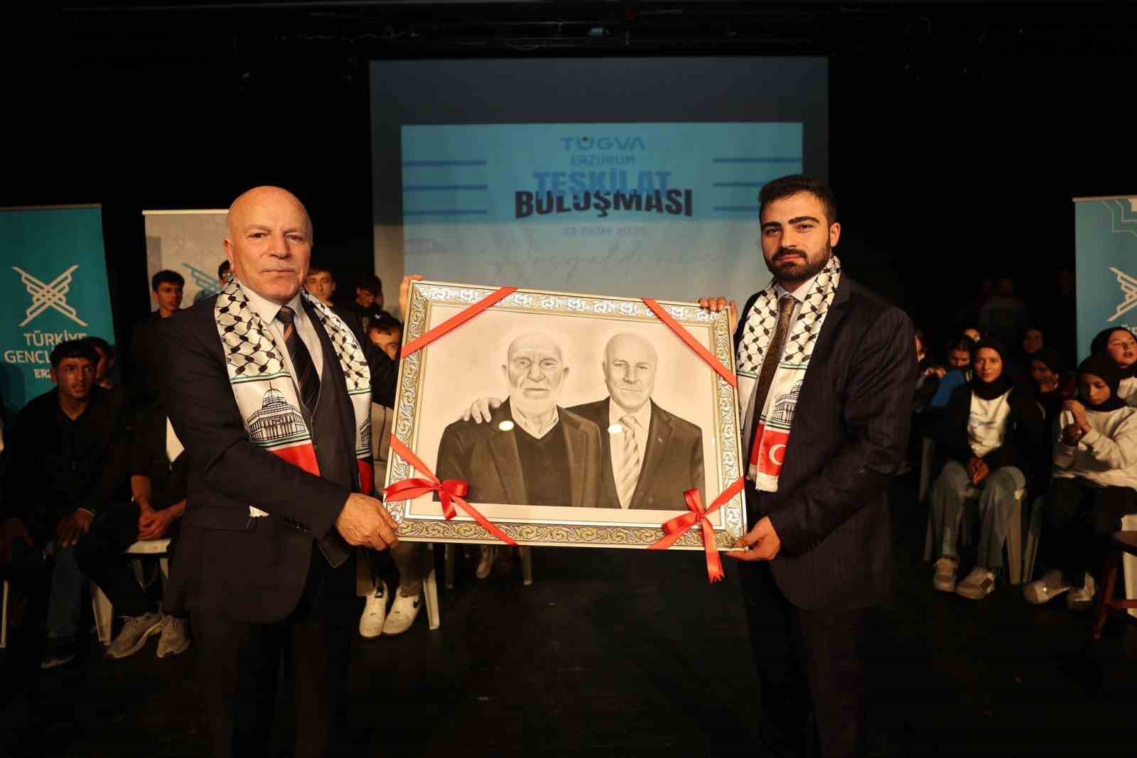 Başkan Sekmen, TÜGVA Erzurum Teşkilat buluşmasına katıldı