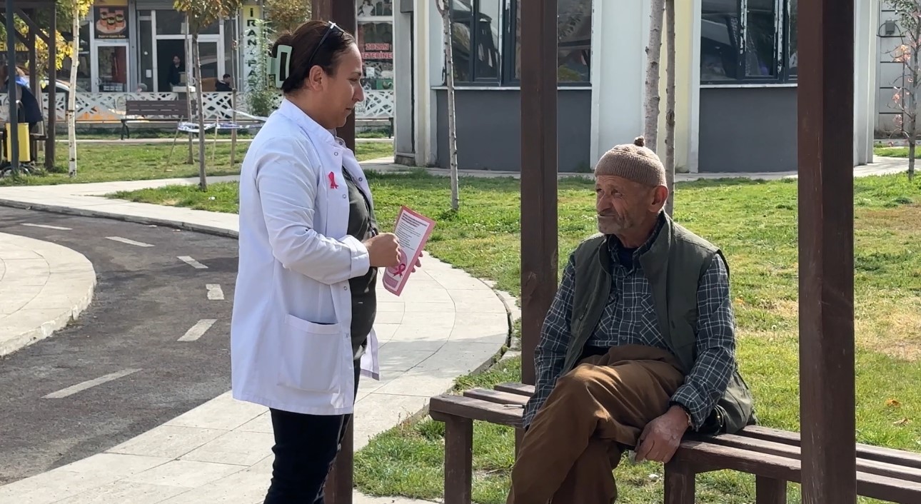 Yüksekova’da meme kanserine karşı önemli uyarı: Erken teşhis hayat kurtarır