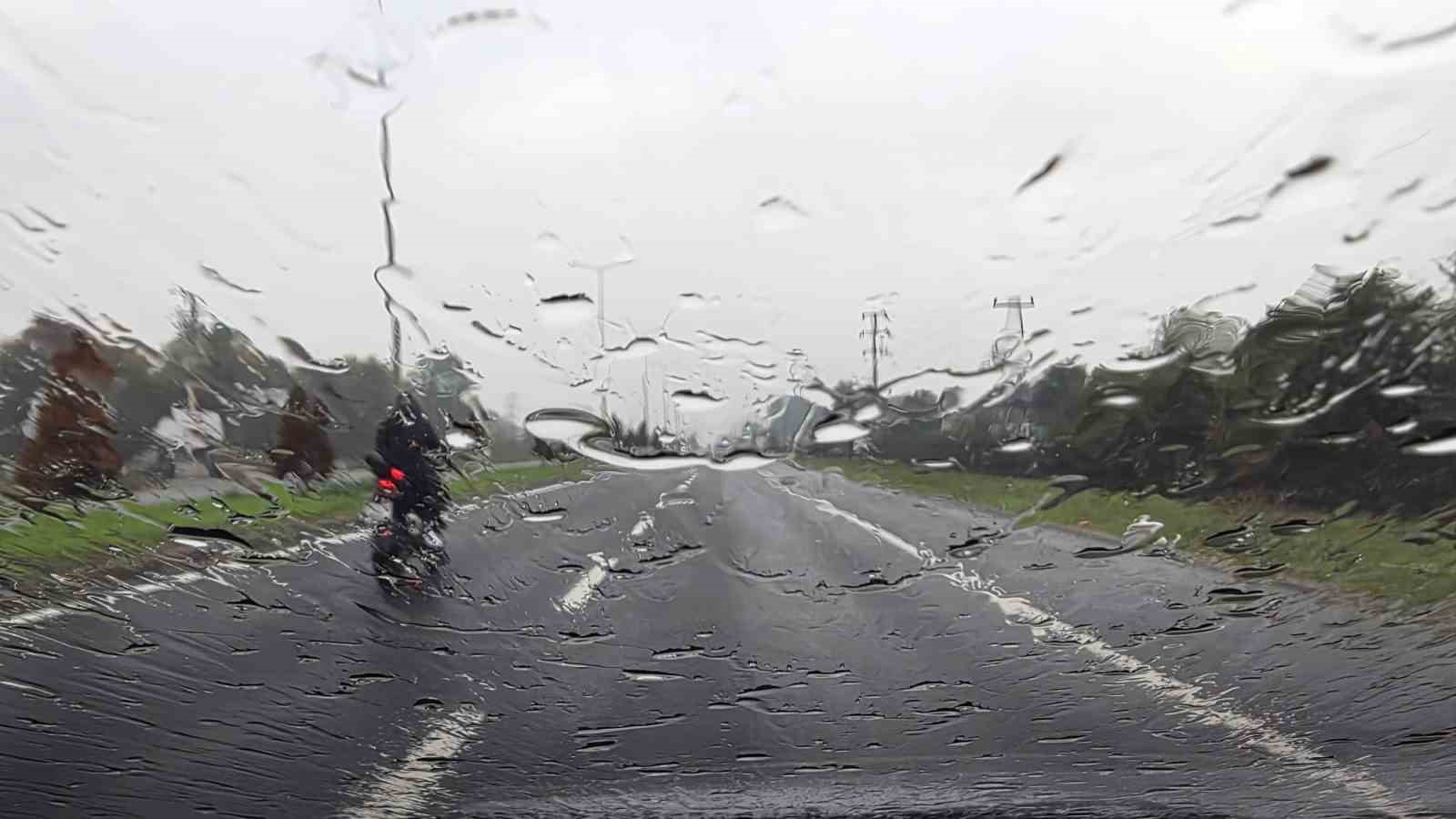 Batı Karadeniz’de gök gürültülü sağanak yağış uyarısı yapıldı