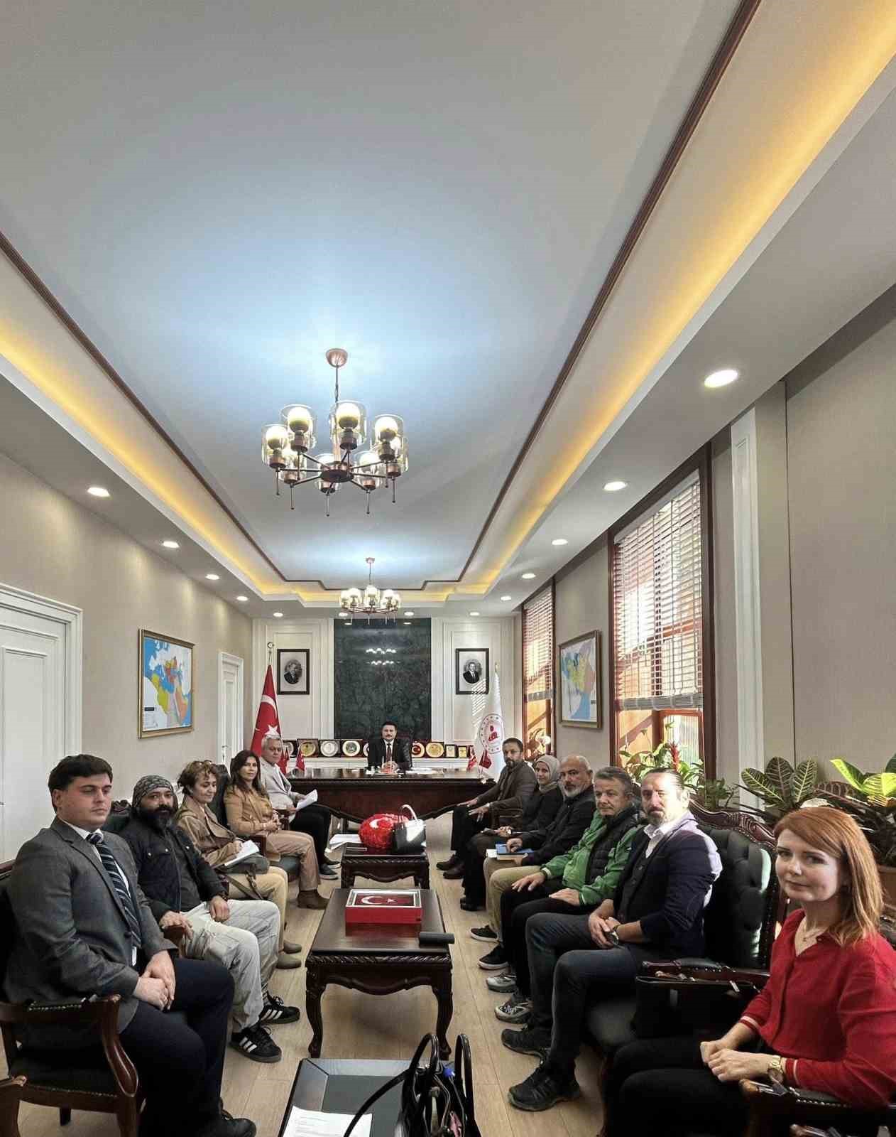 Gökçeada’nın kalkınması için yeni projeler masaya yatırıldı
