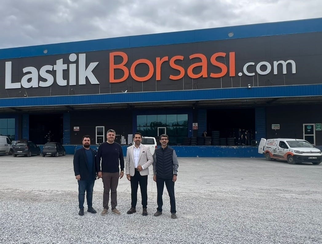 Otomotiv sekt&ouml;r&uuml;nde dijital d&ouml;n&uuml;ş&uuml;m hızlanıyor
