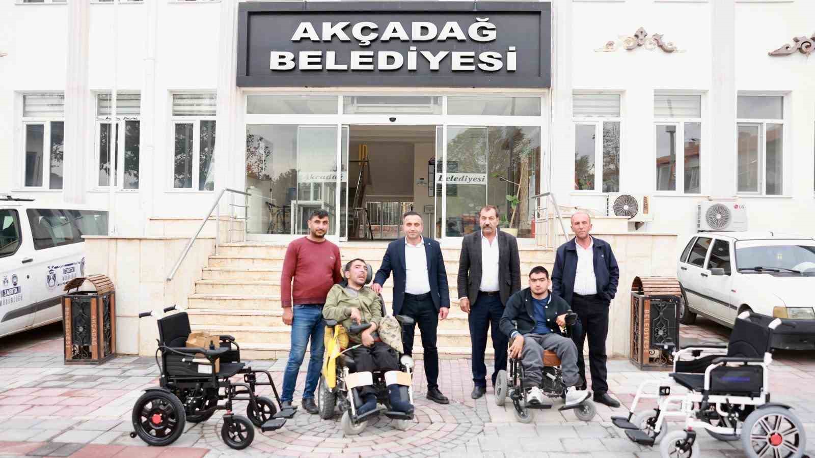 Ak&ccedil;adağ Belediyesi&rsquo;nden anlamlı destek

