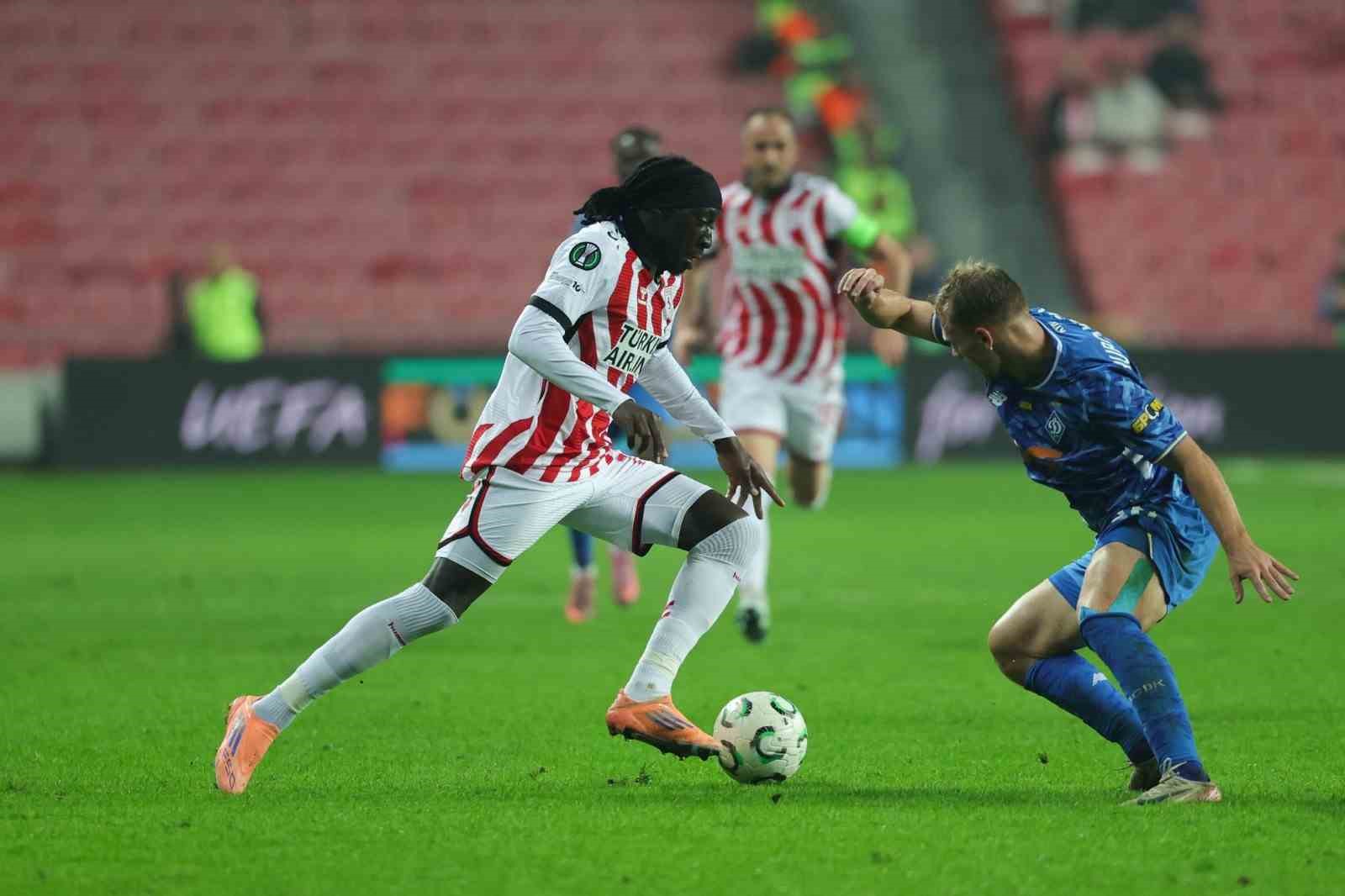 Samsunspor’a Coulibaly’den üzücü haber