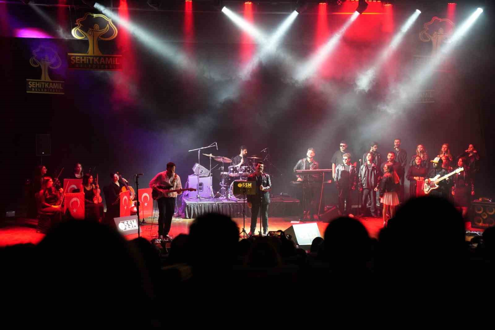 Şehitkamil’de Cumhuriyet coşkusu