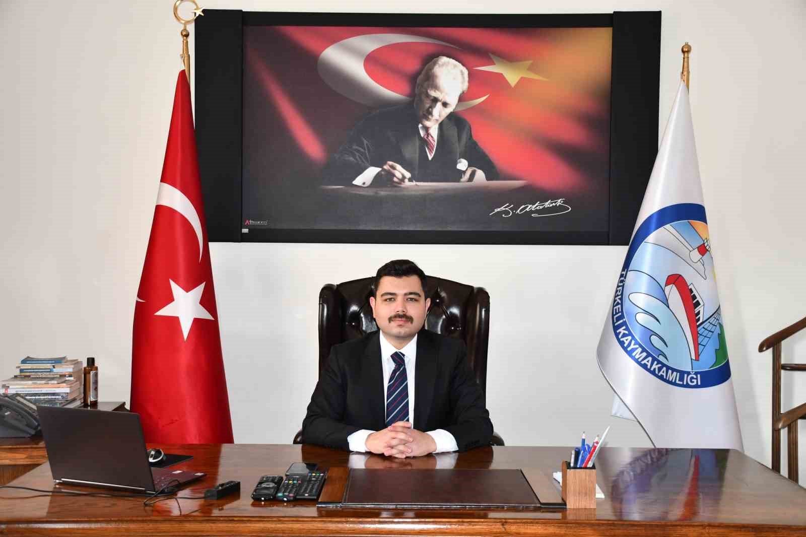 Türkeli Kaymakamı Kandemir görevine başladı