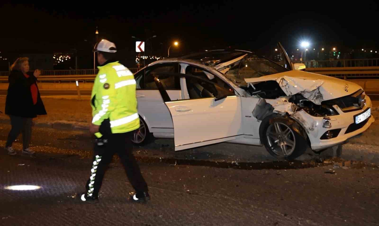Aday sürücü alkollü araç kullandı, tıra arkadan çarptı: Ehliyeti daimi olarak iptal edildi