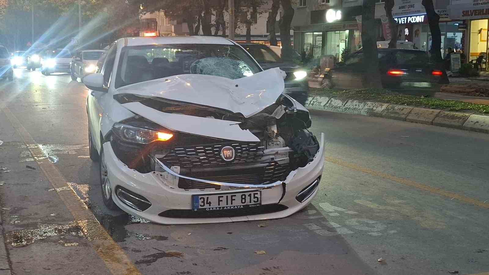 Yolun karşısına geçmek isterken otomobil çarpan kadın öldü