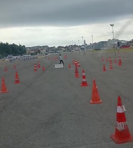 Ambulans s&uuml;r&uuml;c&uuml;lerine ASGE eğitimi verildi
