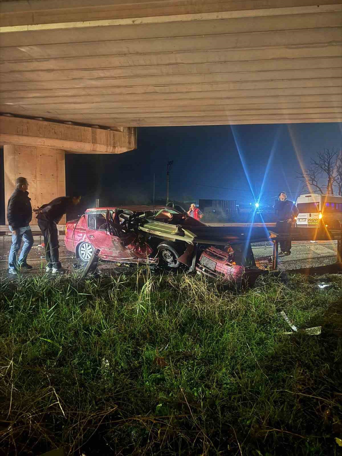 Tekirdağ’da korkunç kazada iki genç hayatını kaybetti