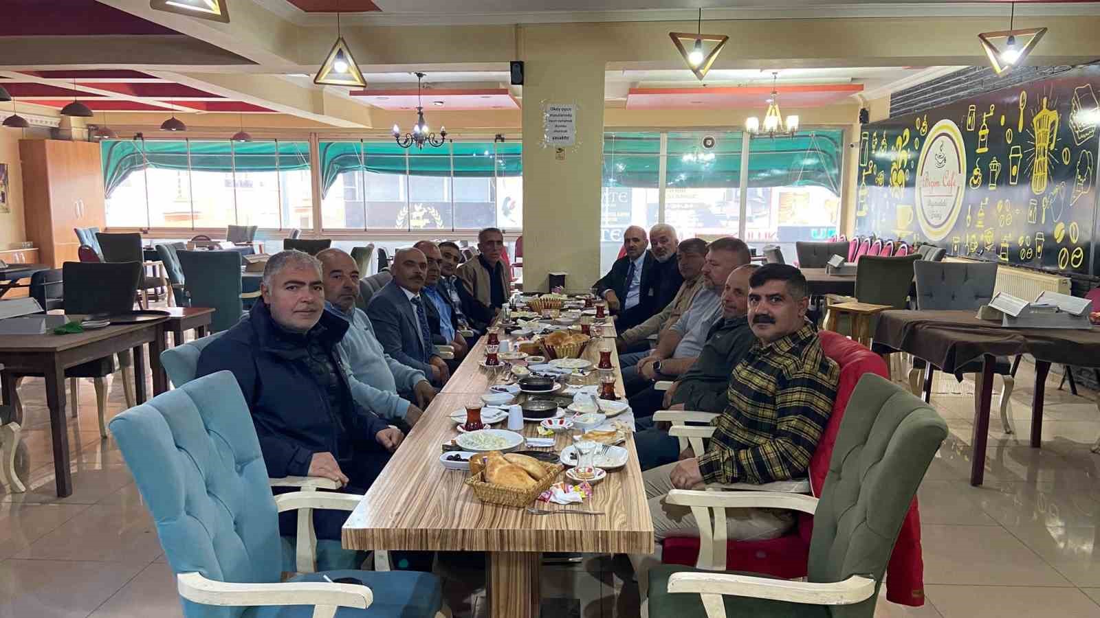 DSYB Başkan adayı Demirbaş basınla buluştu