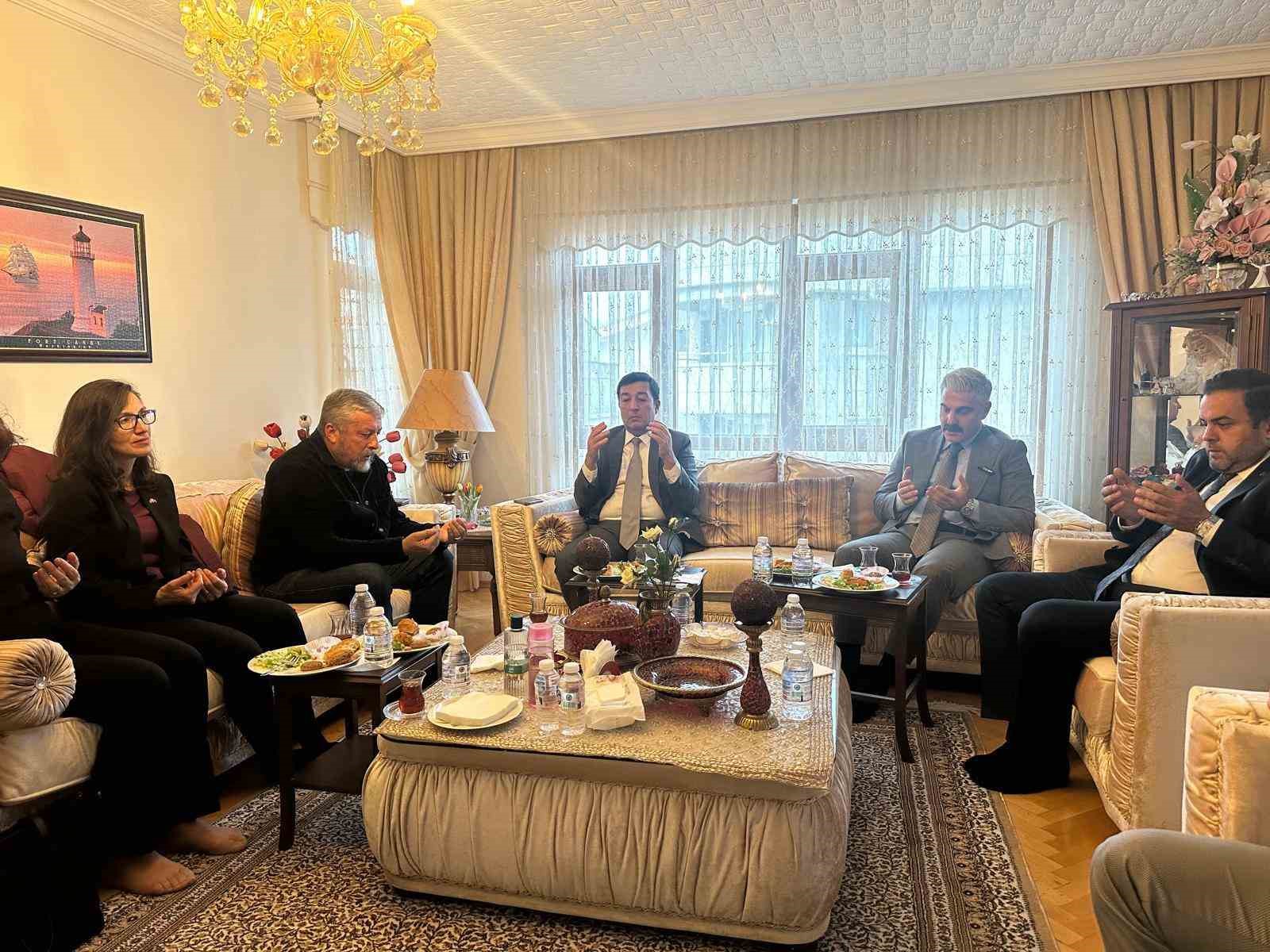 MHP’den Çankaya’da ‘Hayırlı Günler Komşum’ buluşmaları