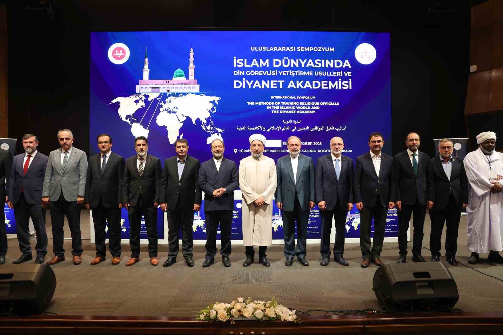 Diyanet İşleri Başkanı Arpaguş: "Diyanet Akademisi donanımlı din g&ouml;revlileri yetiştiriyor"
