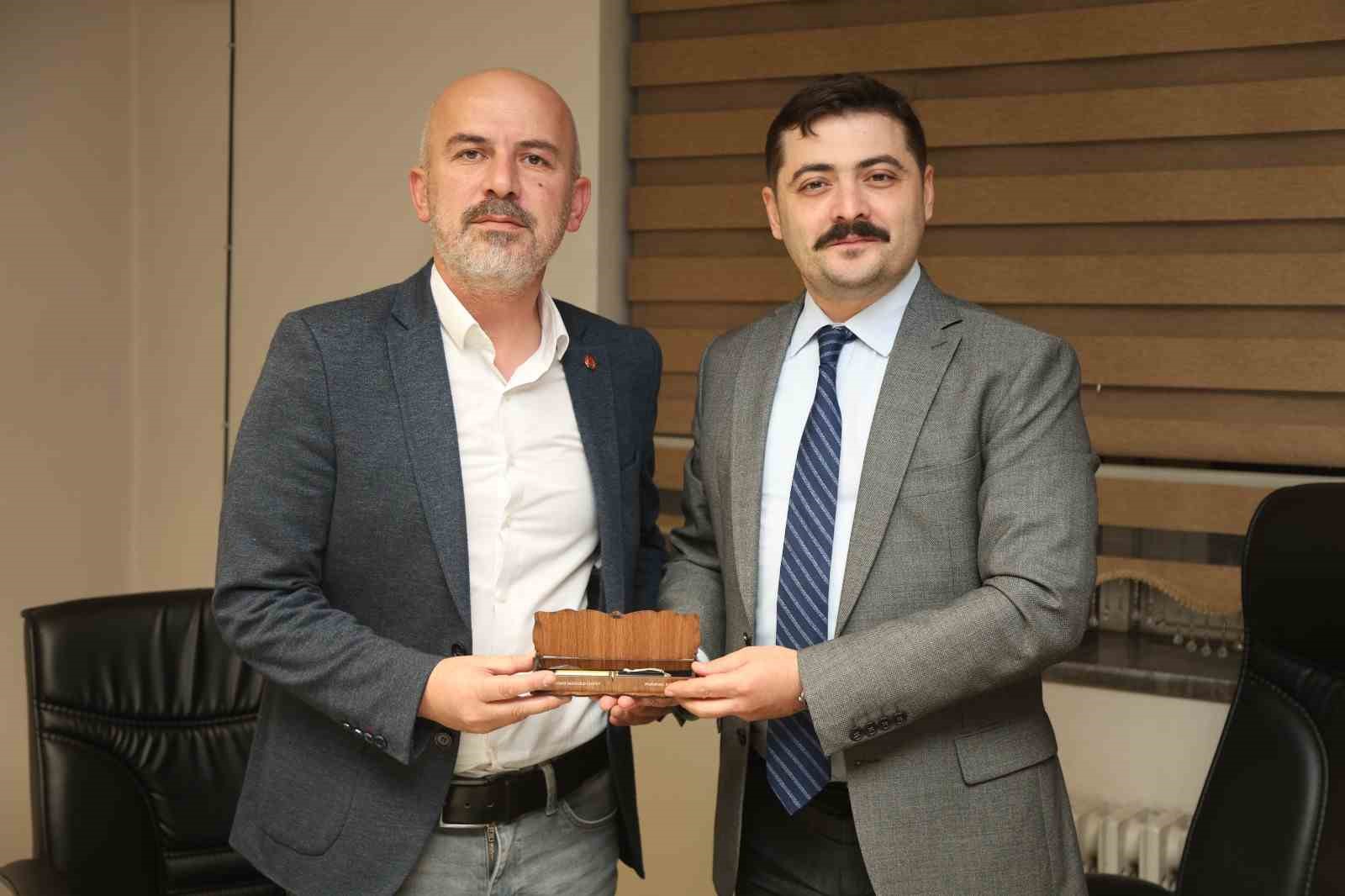 Bayburt&rsquo;ta basın sekt&ouml;r&uuml;nde karşılaşılan sorunlar ele alındı
