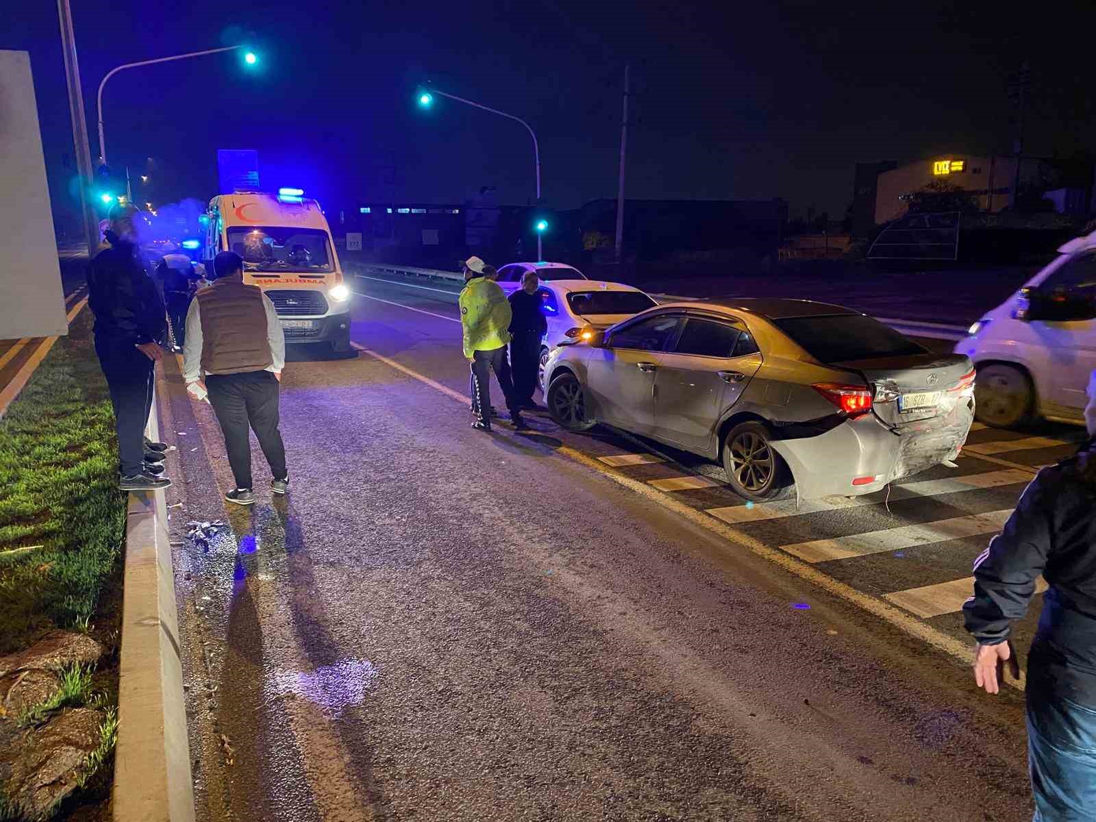 İnegöl’de zincirleme kaza : 1’i çocuk 5 yaralı