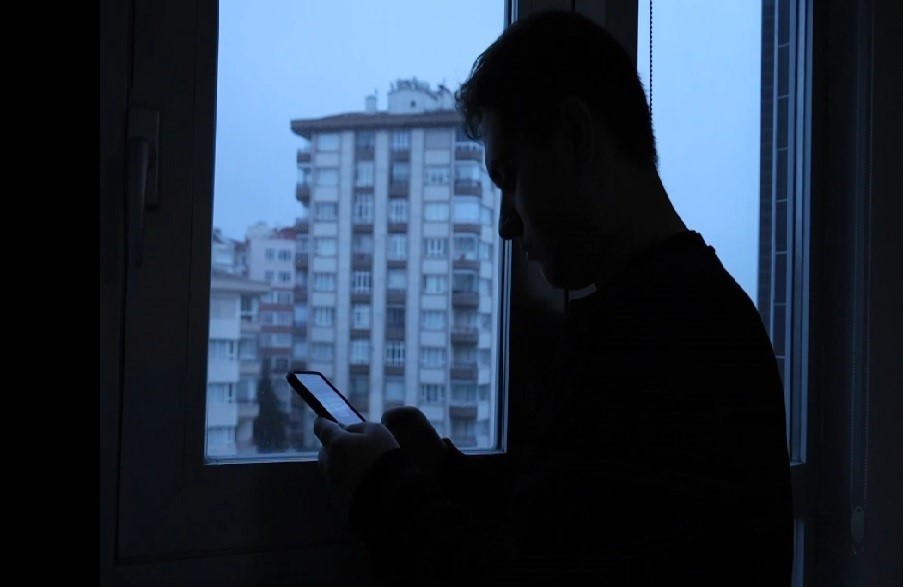 Sessiz salgın ekran bağımlılığı tehdidi büyüyor