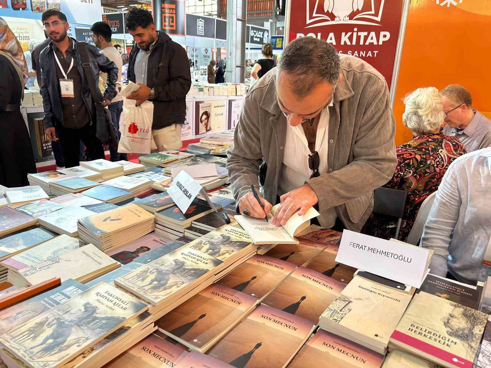 Diyarbakır’daki kitap fuarı, yazar ve okuyucuları buluşturdu